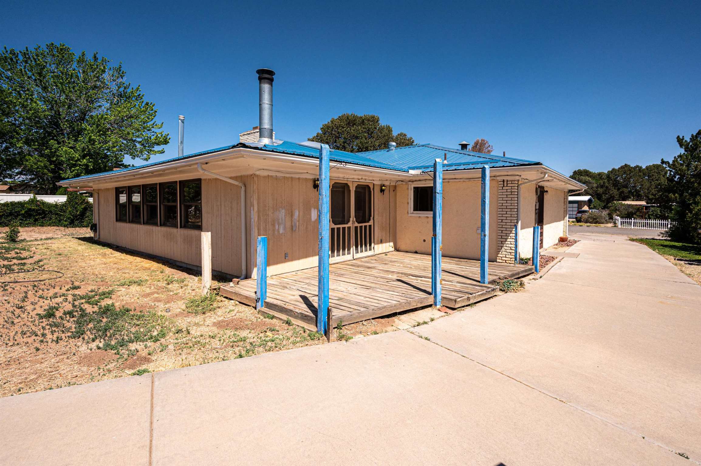 140 ARAGON, Los Alamos, New Mexico 87544, 3 Bedrooms Bedrooms, ,2 BathroomsBathrooms,Residential,For Sale,140 ARAGON,202202181