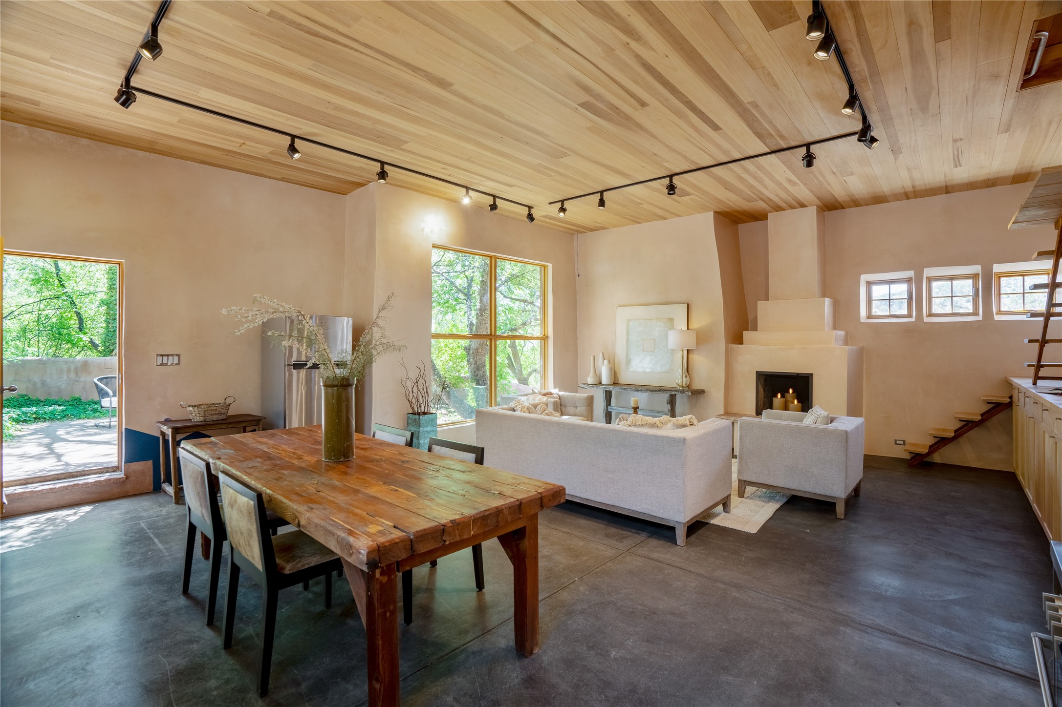 1710 Upper Canyon Road B, Santa Fe, New Mexico 87501, 2 Bedrooms Bedrooms, ,1 BathroomBathrooms,Residential,For Sale,1710 Upper Canyon Road B,202231900