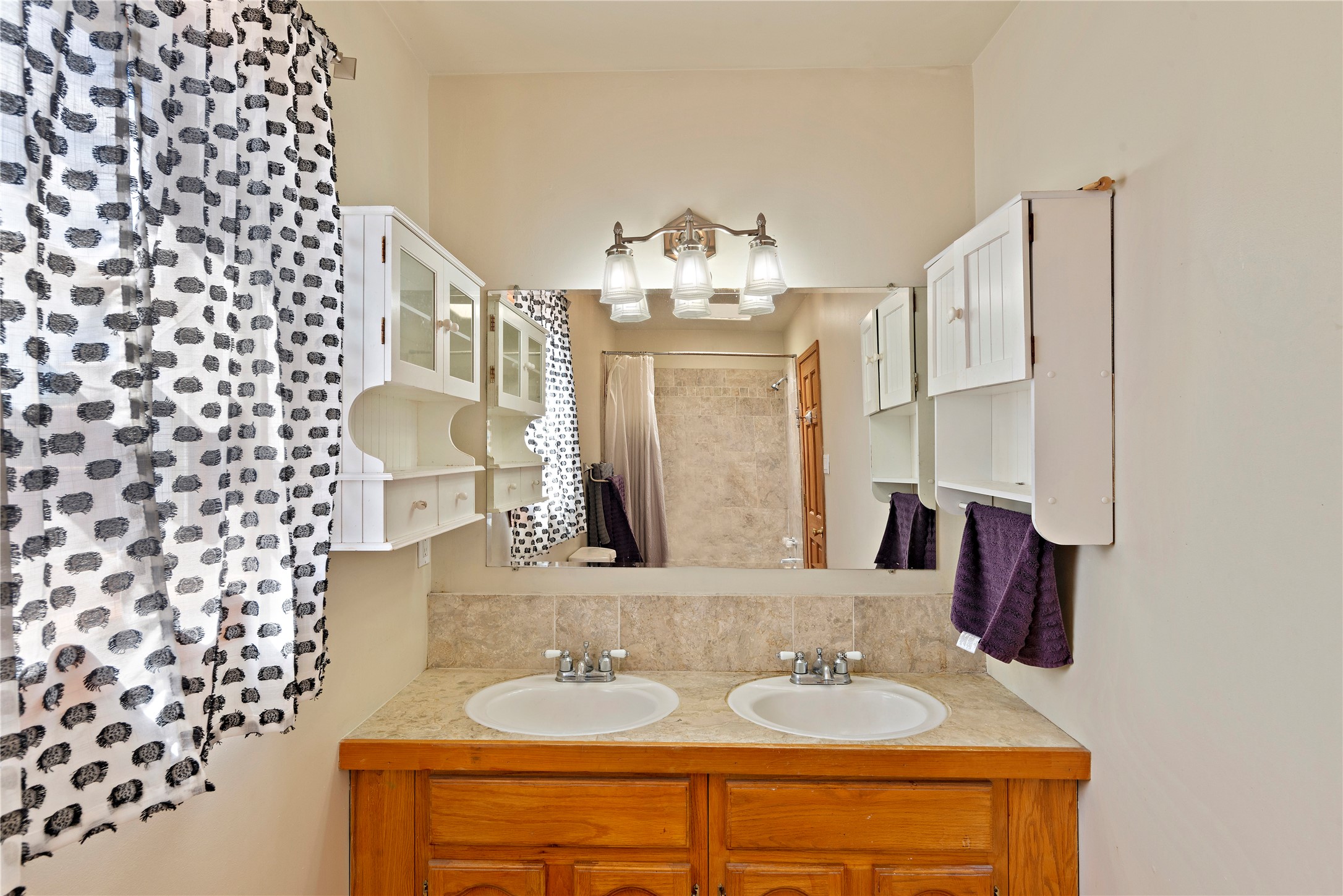 2909 Pueblo Pintado, Santa Fe, New Mexico 87507, 3 Bedrooms Bedrooms, ,2 BathroomsBathrooms,Residential,For Sale,2909 Pueblo Pintado,202232059