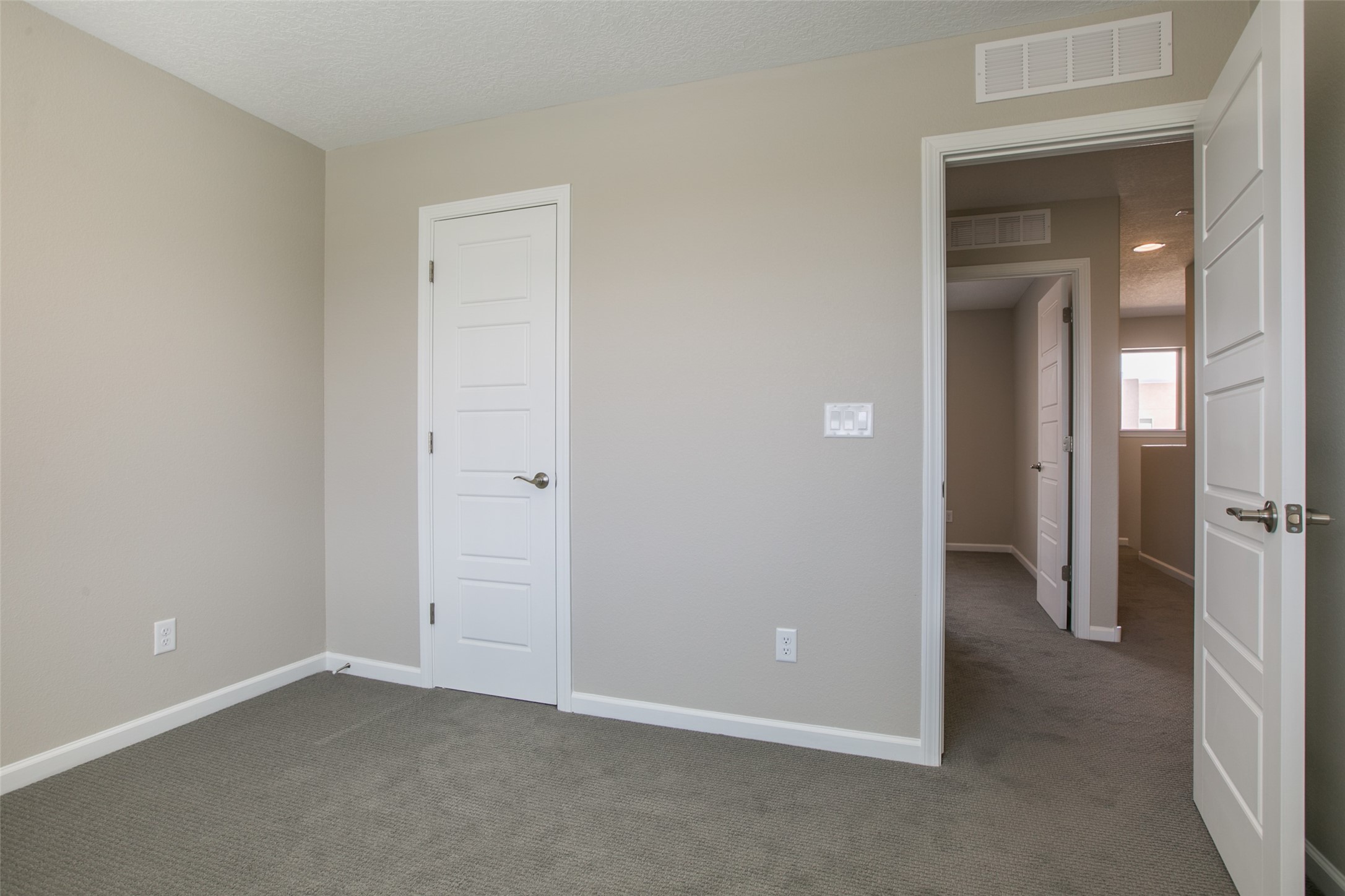 5015 Wheeler Lane, Santa Fe, New Mexico 87507, 3 Bedrooms Bedrooms, ,3 BathroomsBathrooms,Residential,For Sale,5015 Wheeler Lane,202232204