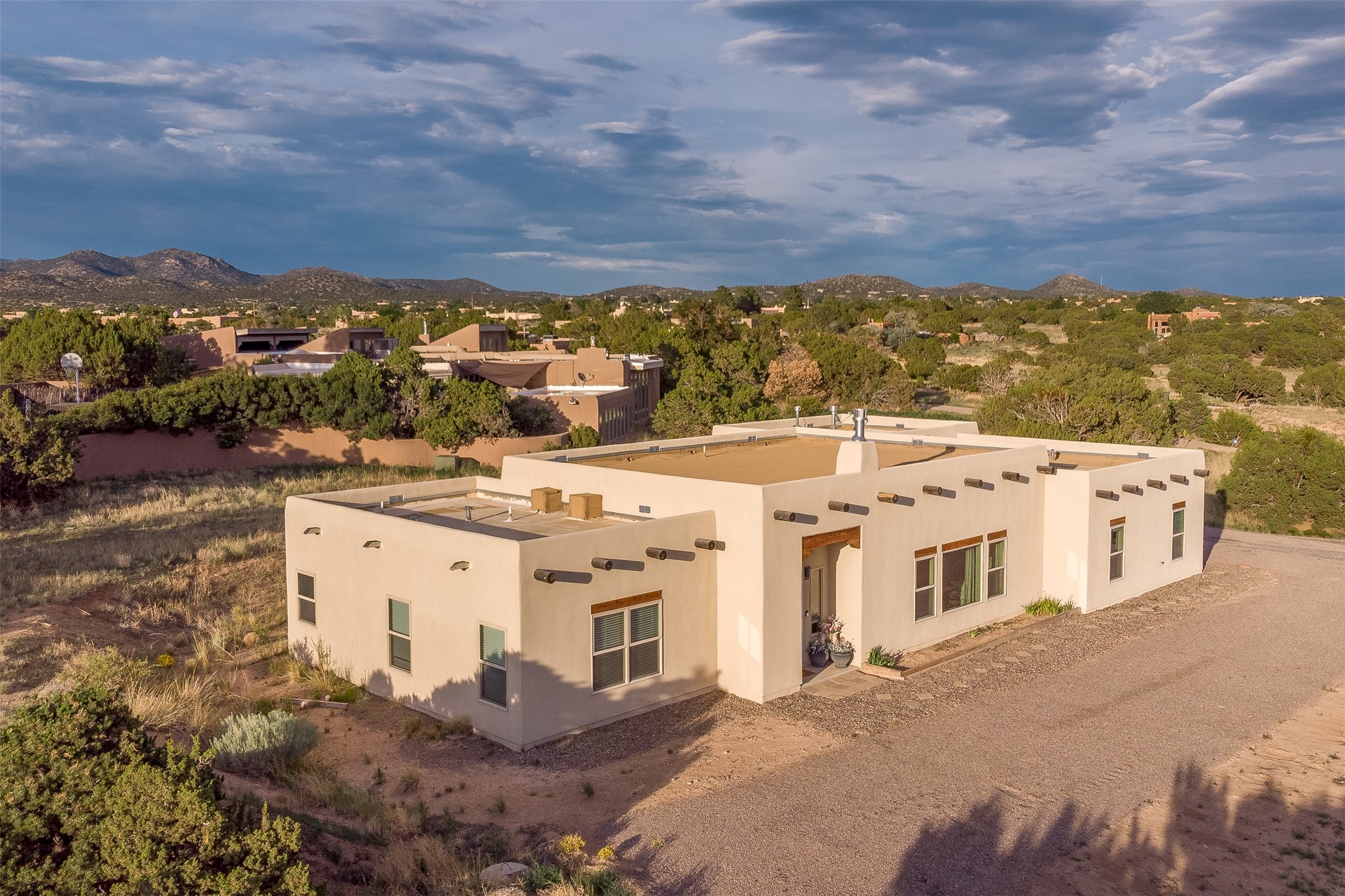 2 Enebro Court, Santa Fe, New Mexico 87508, 4 Bedrooms Bedrooms, ,2 BathroomsBathrooms,Residential,For Sale,2 Enebro Court,202232252