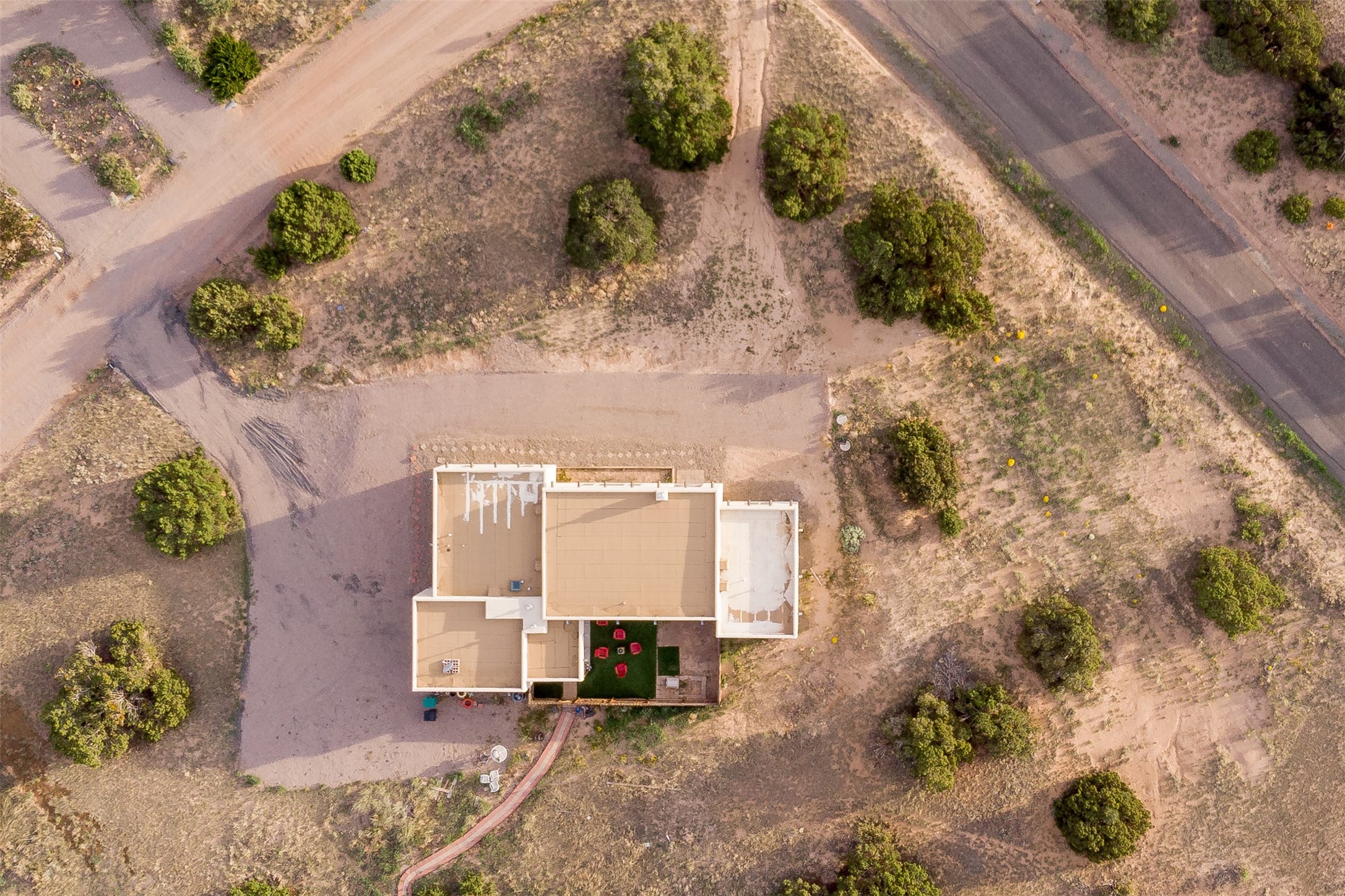 2 Enebro Court, Santa Fe, New Mexico 87508, 4 Bedrooms Bedrooms, ,2 BathroomsBathrooms,Residential,For Sale,2 Enebro Court,202232252