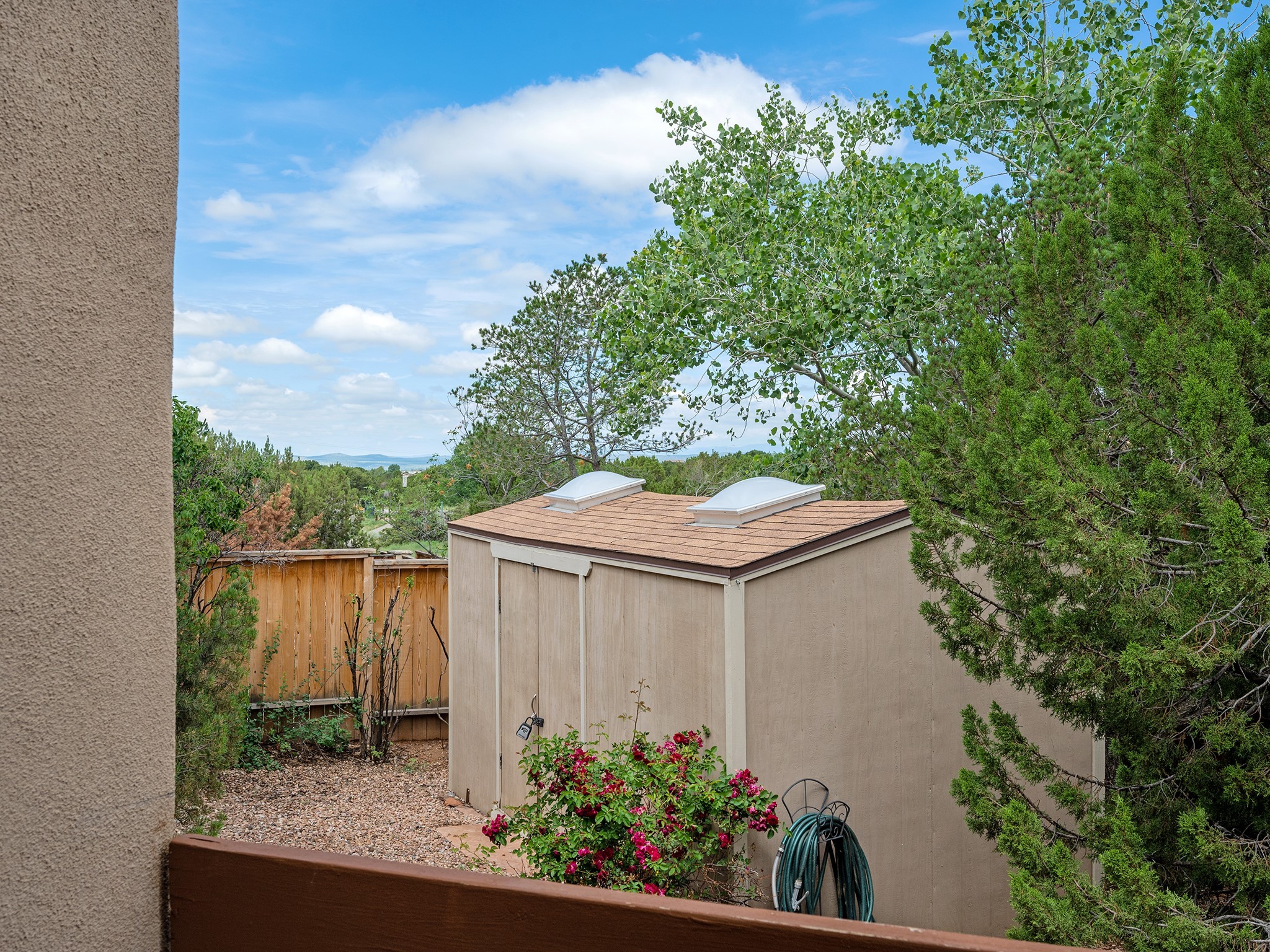 2917 Pueblo Halona, Santa Fe, New Mexico 87507, 3 Bedrooms Bedrooms, ,3 BathroomsBathrooms,Residential,For Sale,2917 Pueblo Halona,202232413