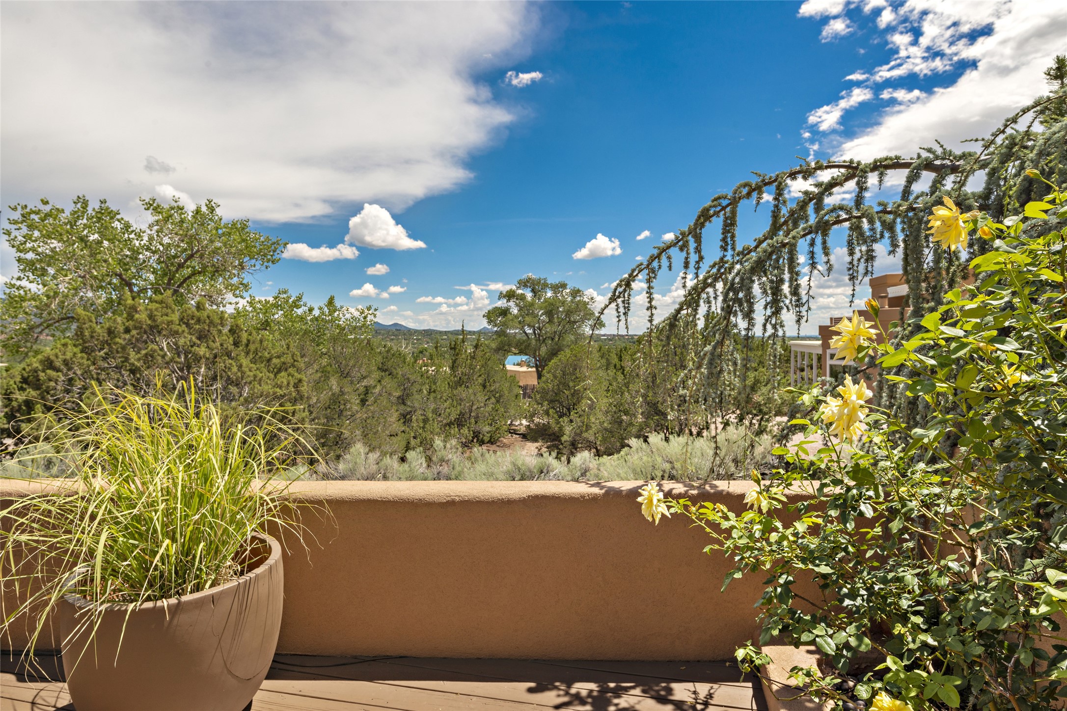 113 Michelle Drive, Santa Fe, New Mexico 87501, 2 Bedrooms Bedrooms, ,2 BathroomsBathrooms,Residential,For Sale,113 Michelle Drive,202232295