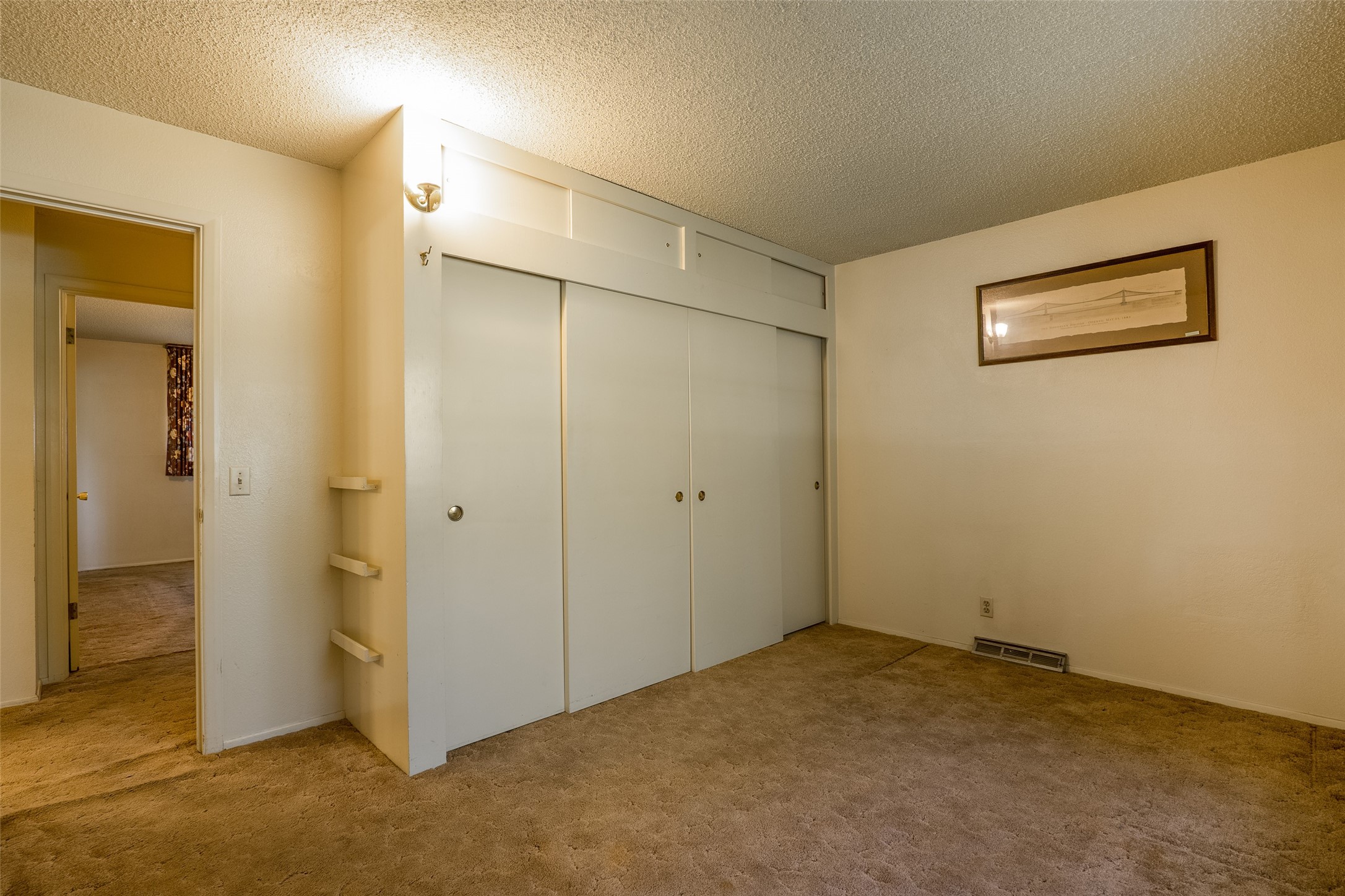 7812 Harwood Avenue NE, Albuquerque, New Mexico 87110, 4 Bedrooms Bedrooms, ,2 BathroomsBathrooms,Residential,For Sale,7812 Harwood Avenue NE,202232339