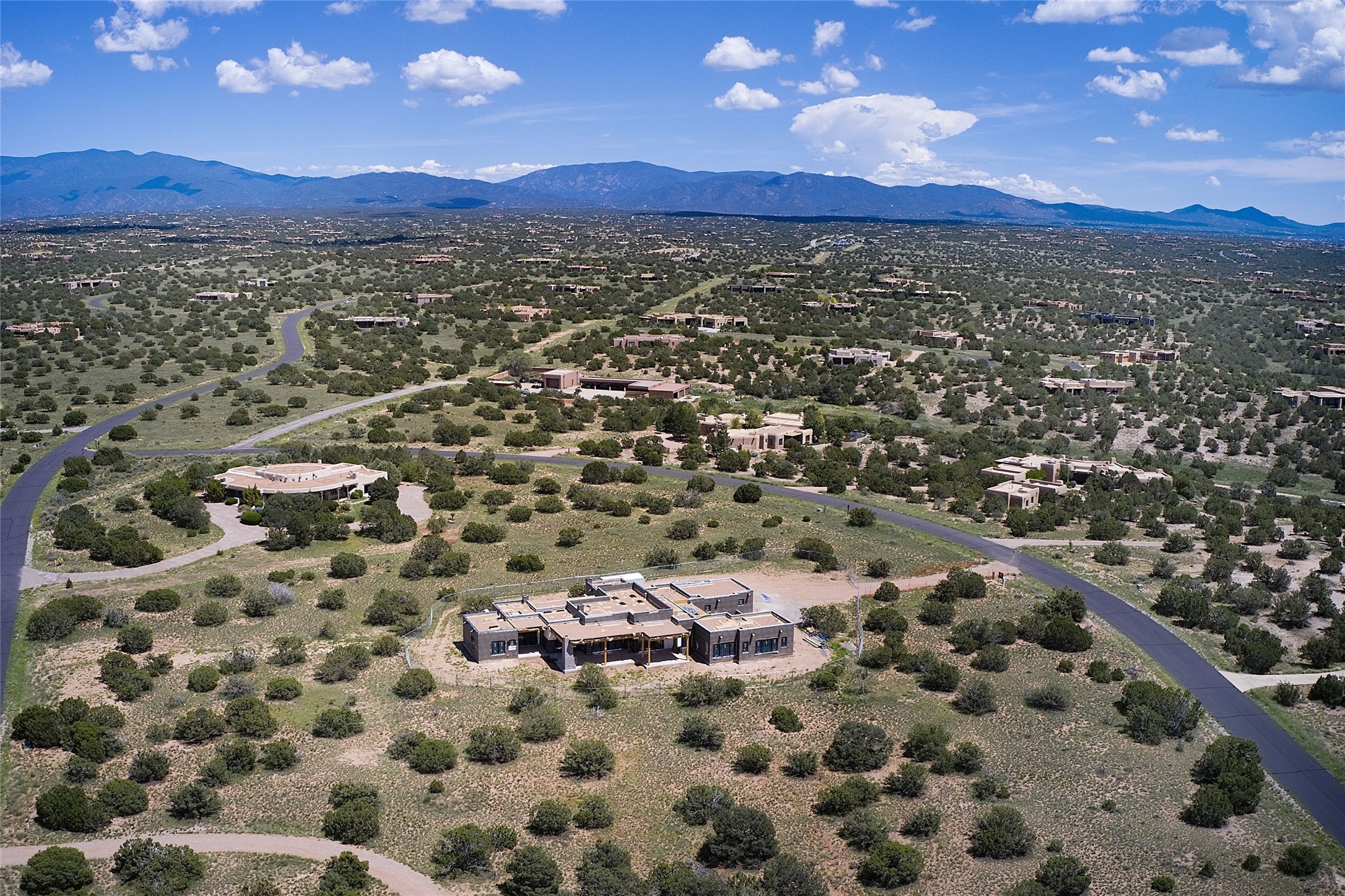 15 Mustang Mesa, Santa Fe, New Mexico 87506, 3 Bedrooms Bedrooms, ,4 BathroomsBathrooms,Residential,For Sale,15 Mustang Mesa,202232426