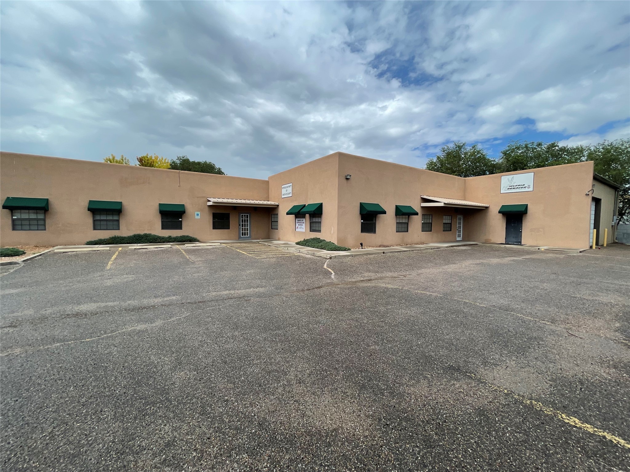 1225 Parkway Unit B, Santa Fe, New Mexico 87507, ,Commercial Lease,For Rent,1225 Parkway Unit B,202232817