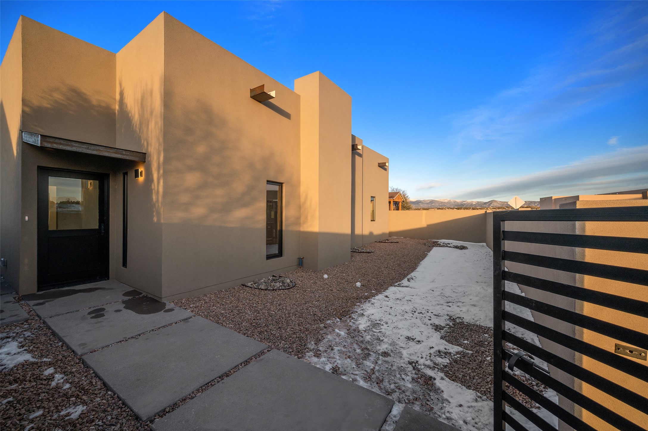 31 Willow Back Road, Santa Fe, New Mexico 87508, 3 Bedrooms Bedrooms, ,3 BathroomsBathrooms,Residential,For Sale,31 Willow Back Road,202232813