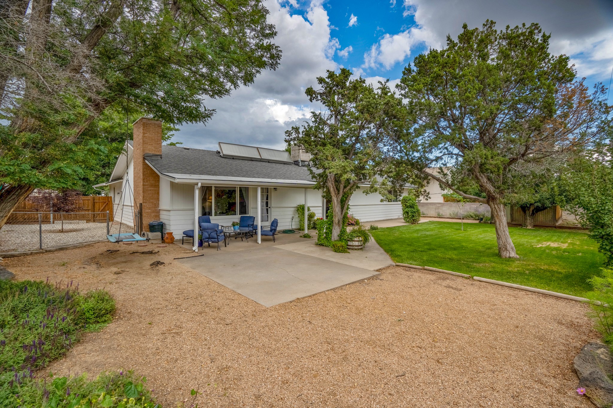 127 Grand Canyon Drive, White Rock, New Mexico 87547, 4 Bedrooms Bedrooms, ,2 BathroomsBathrooms,Residential,For Sale,127 Grand Canyon Drive,202232710
