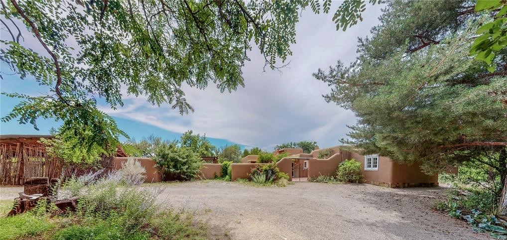 48 CR- 84G, Santa Fe, New Mexico 87506, 3 Bedrooms Bedrooms, ,3 BathroomsBathrooms,Residential,For Sale,48 CR- 84G,202231517