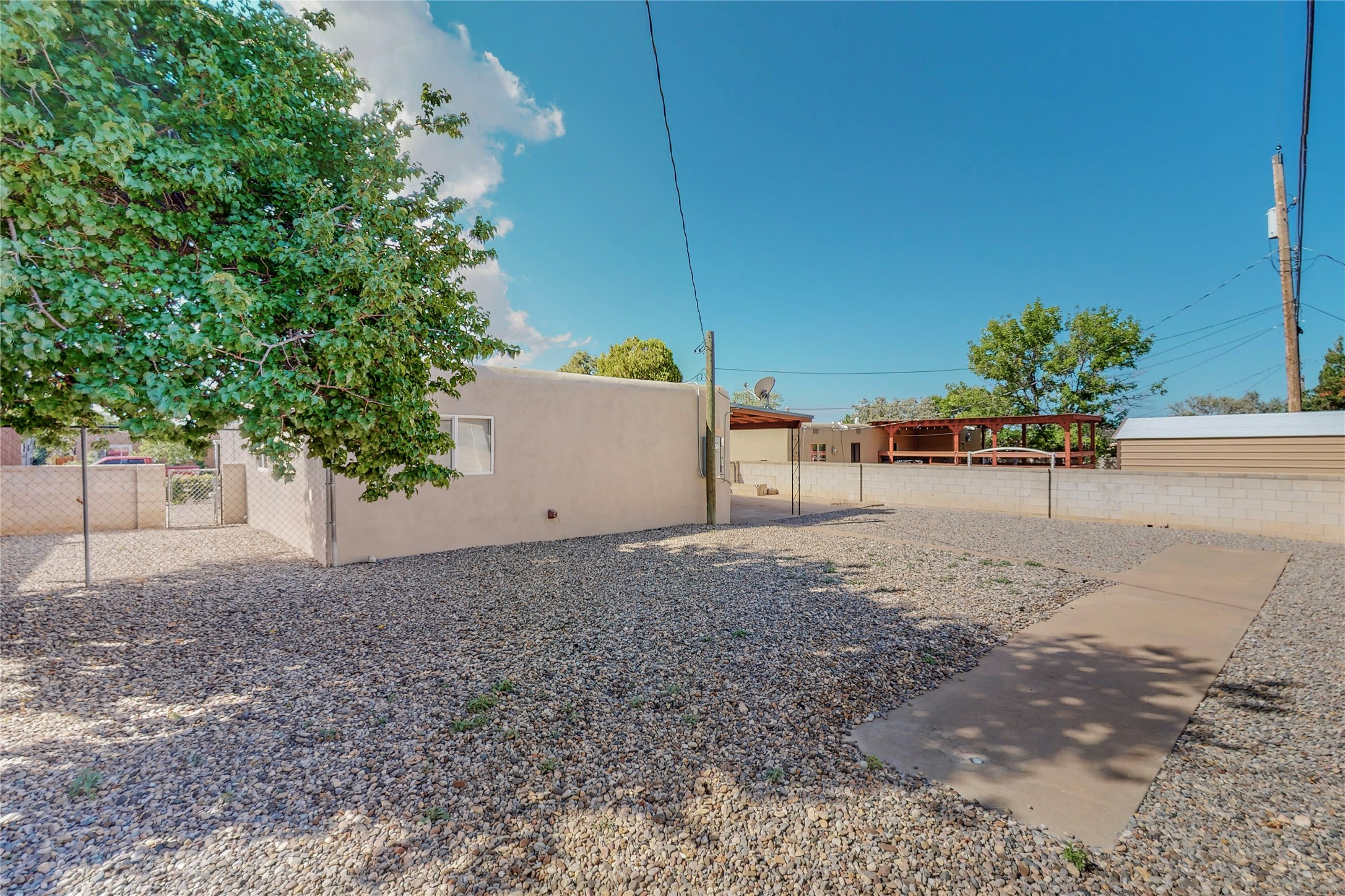 1014 Valerie Circle, Santa Fe, New Mexico 87507, 3 Bedrooms Bedrooms, ,1 BathroomBathrooms,Residential,For Sale,1014 Valerie Circle,202232797