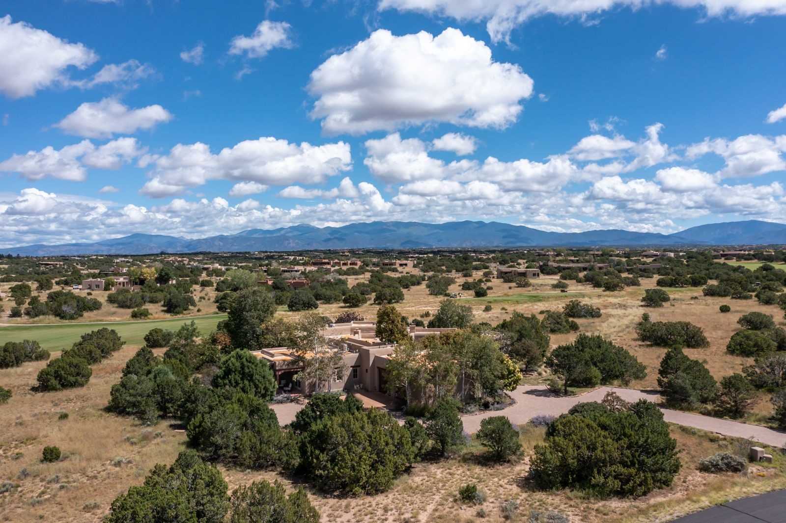 4 Eagle Nest Circle, Santa Fe, New Mexico 87506, 3 Bedrooms Bedrooms, ,4 BathroomsBathrooms,Residential,For Sale,4 Eagle Nest Circle,202232947
