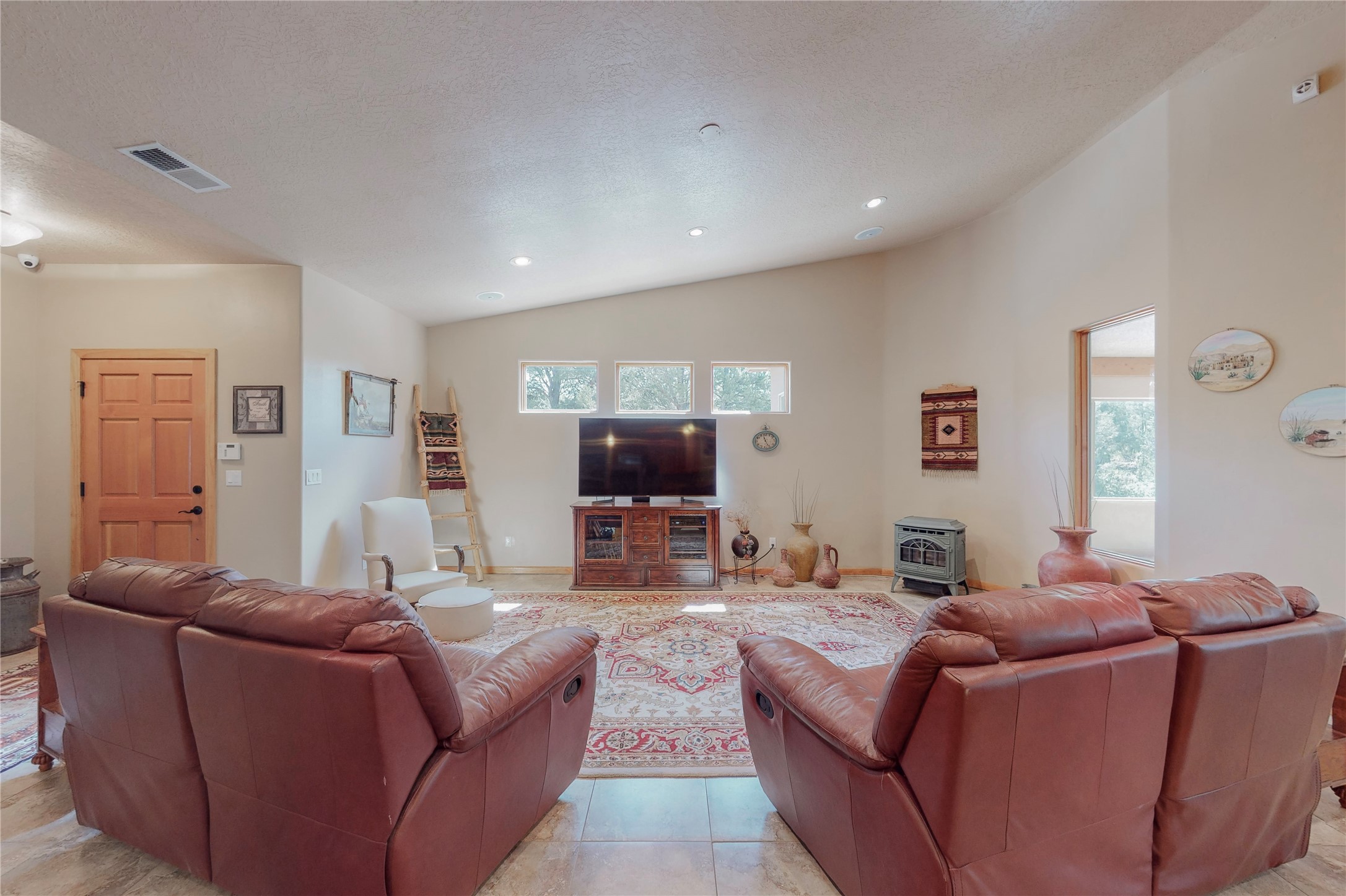 58 Express Boulevard, Sandia Park, New Mexico 87047, 4 Bedrooms Bedrooms, ,3 BathroomsBathrooms,Residential,For Sale,58 Express Boulevard,202233131