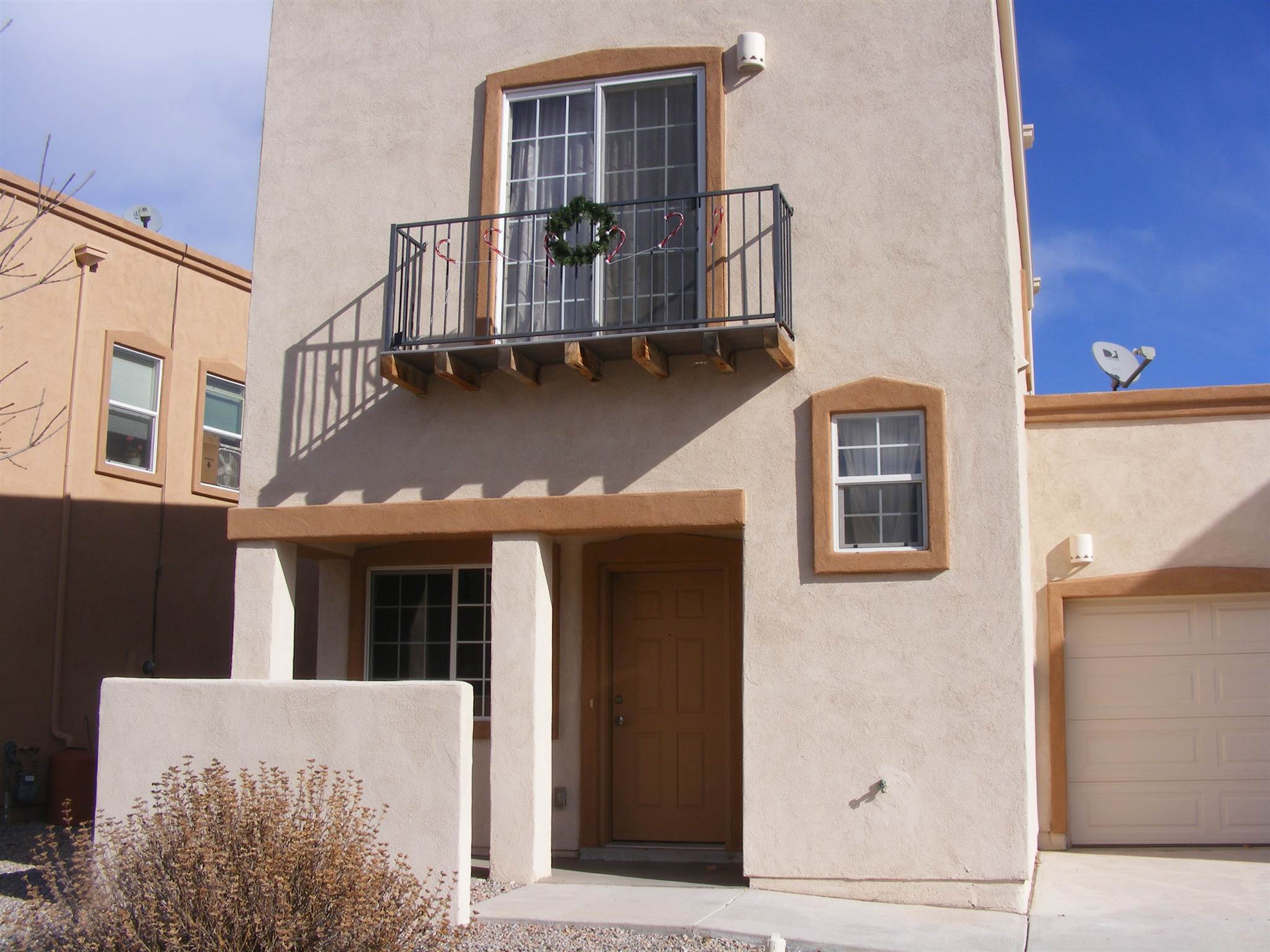 61 Carson Valley Way, Santa Fe, New Mexico 87508, 2 Bedrooms Bedrooms, ,2 BathroomsBathrooms,Residential,For Sale,61 Carson Valley Way,202233315