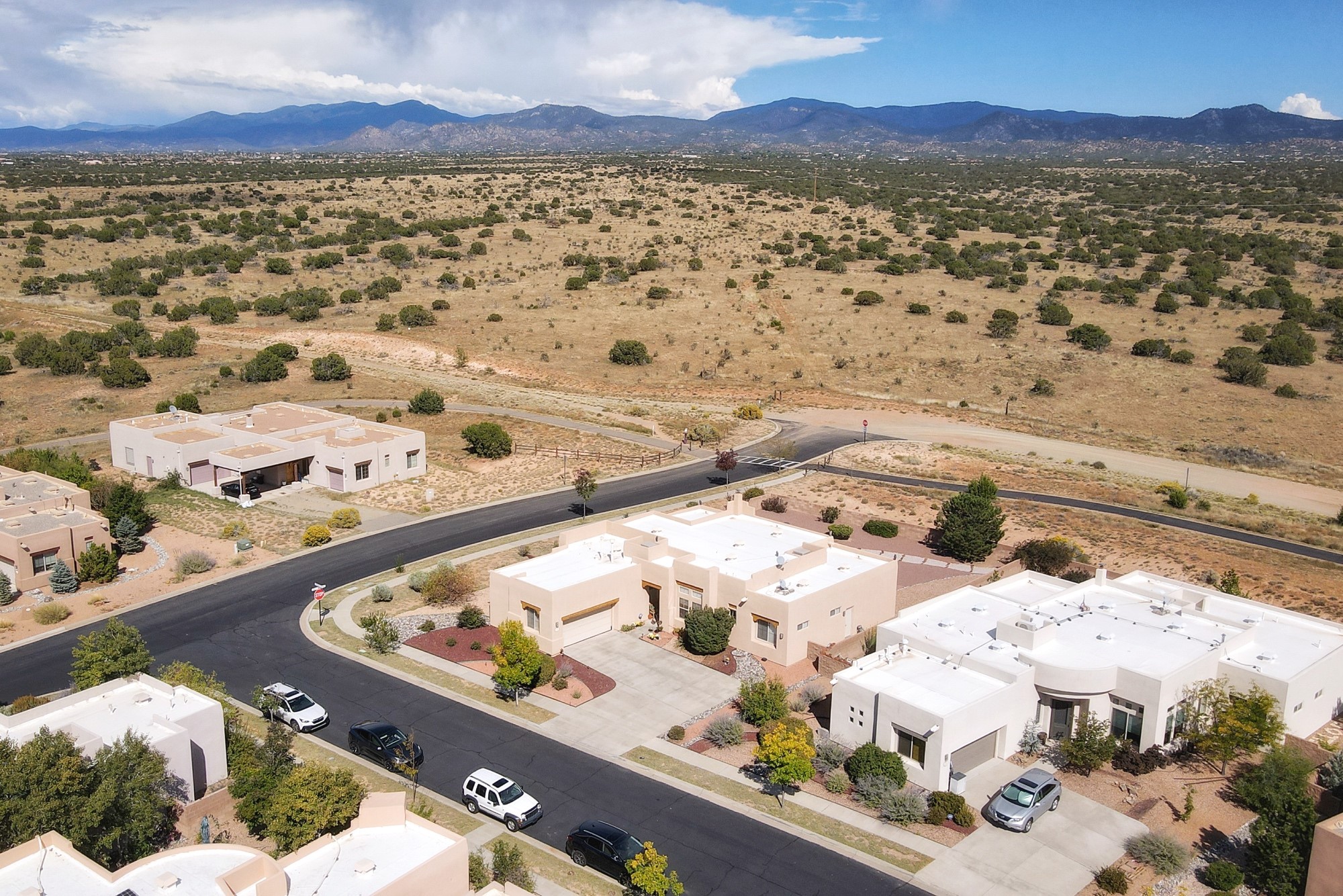 2 Pajarito Peak, Santa Fe, New Mexico 87508, 4 Bedrooms Bedrooms, ,2 BathroomsBathrooms,Residential,For Sale,2 Pajarito Peak,202233088