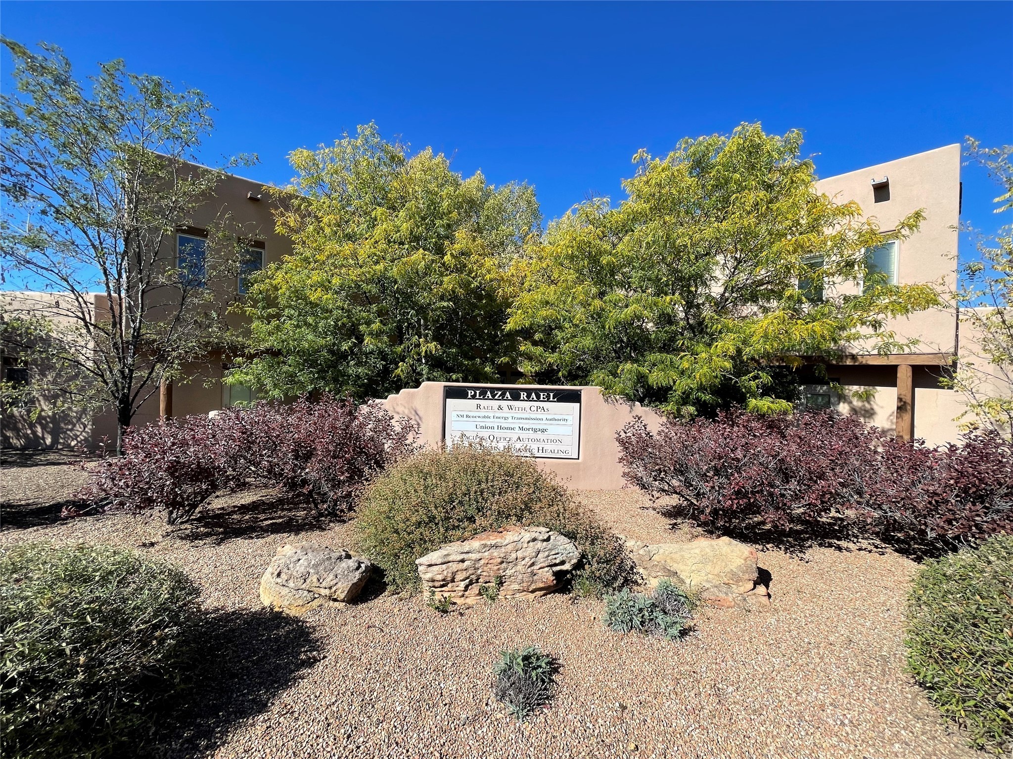 1400 S St Francis Drive, Santa Fe, New Mexico 87505, ,Commercial Lease,For Rent,1400 S St Francis Drive,202233509