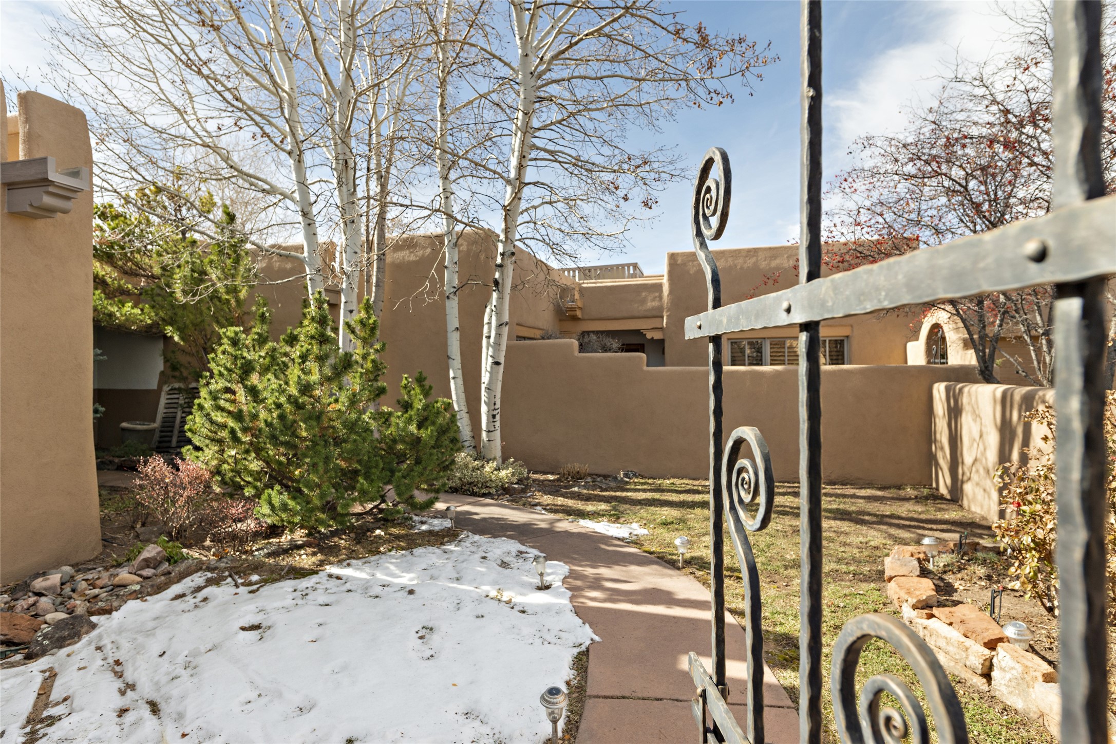 3101 Old Pecos Trail 683, Santa Fe, New Mexico 87505, 2 Bedrooms Bedrooms, ,2 BathroomsBathrooms,Residential,For Sale,3101 Old Pecos Trail 683,202233989