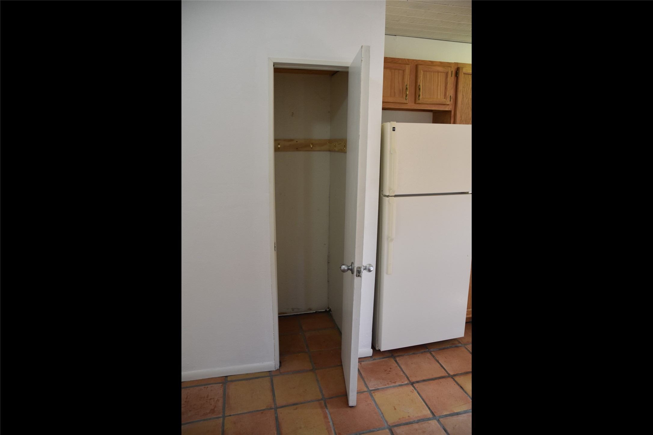 Kitchen - Closet/Pantry