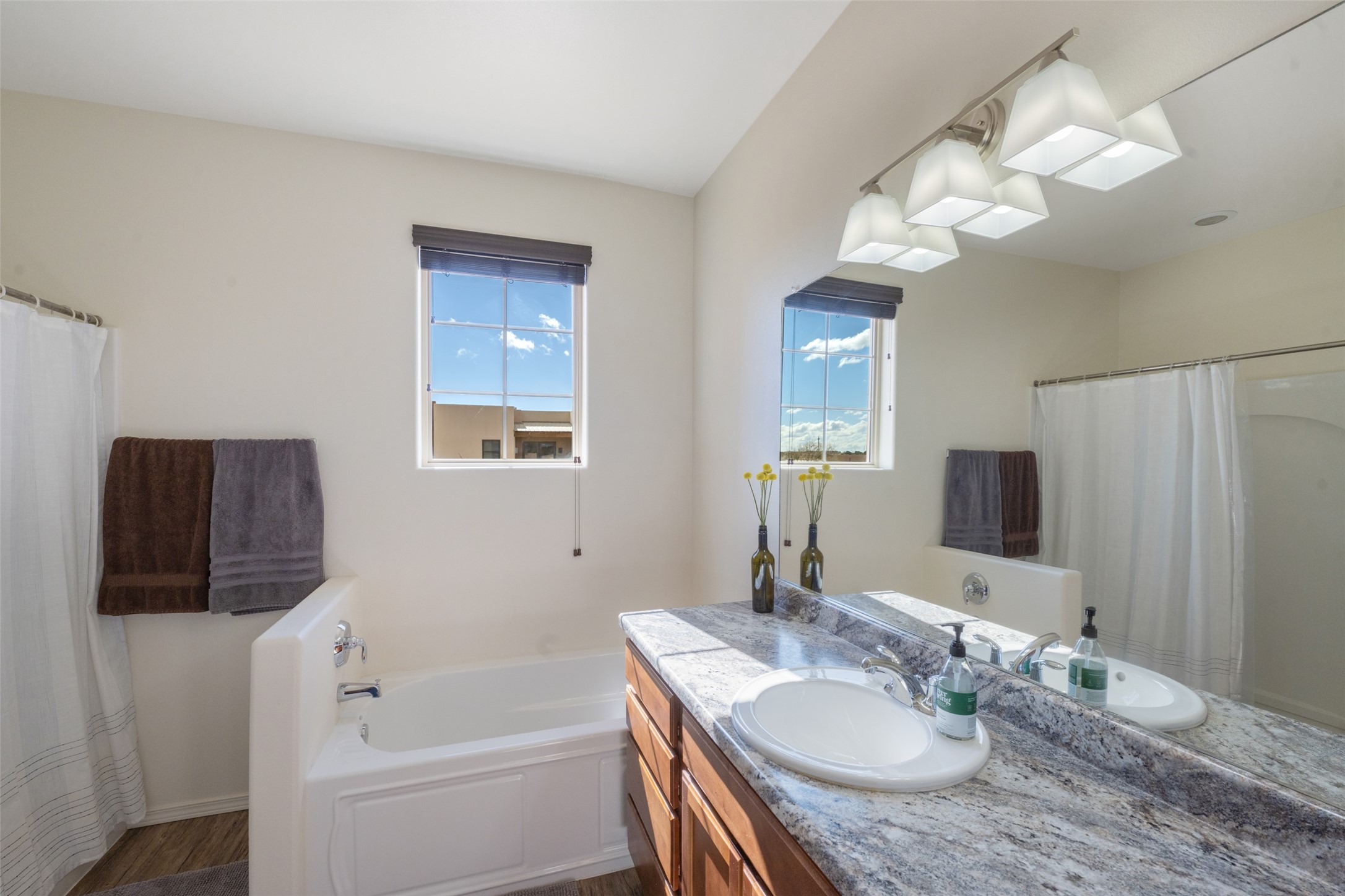 53 Oshara, Santa Fe, New Mexico 87508, 3 Bedrooms Bedrooms, ,3 BathroomsBathrooms,Residential,For Sale,53 Oshara,202234691