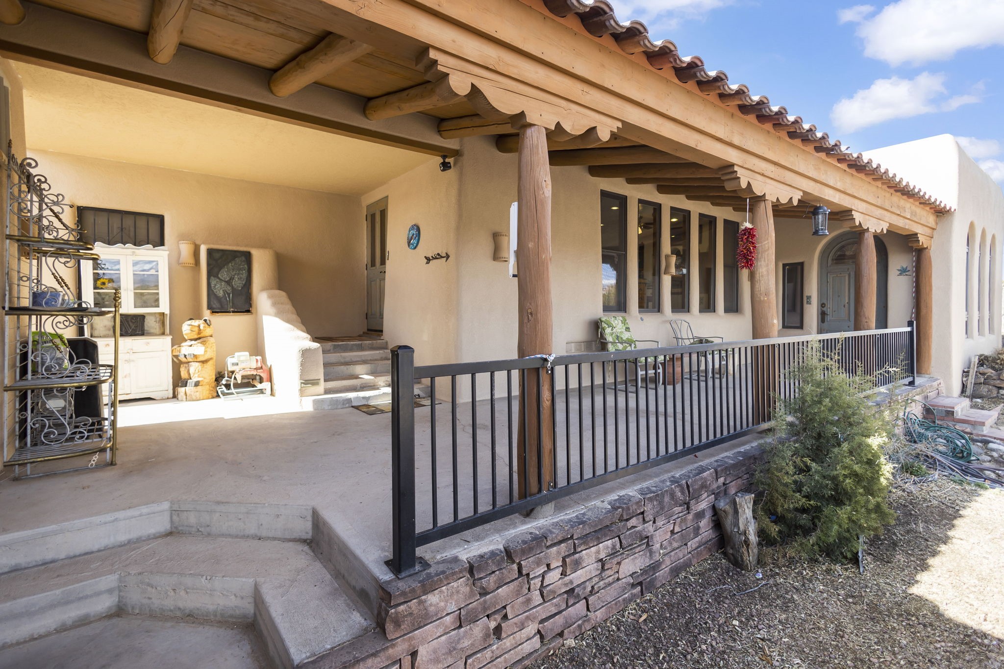 189 Thankhohay Poe, Santa Fe, New Mexico 87506, 2 Bedrooms Bedrooms, ,3 BathroomsBathrooms,Residential,For Sale,189 Thankhohay Poe,202335227