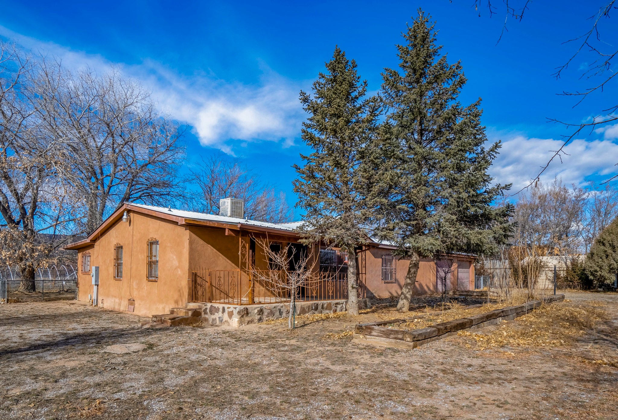 203 County Rd 41, Los Luceros, New Mexico 87511, 3 Bedrooms Bedrooms, ,2 BathroomsBathrooms,Residential,For Sale,203 County Rd 41,202336577