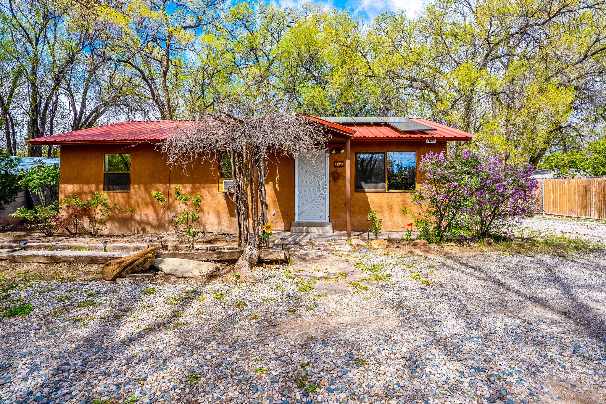 748 McCurdy Road B, Espanola, New Mexico 87532, 3 Bedrooms Bedrooms, ,1 BathroomBathrooms,Residential,For Sale,748 McCurdy Road B,202337816
