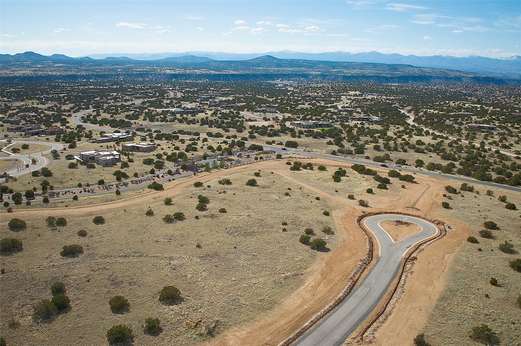 7 N Via Aria (Lot 2), Santa Fe, New Mexico 87506, ,Land,For Sale,7 N Via Aria (Lot 2),202336610