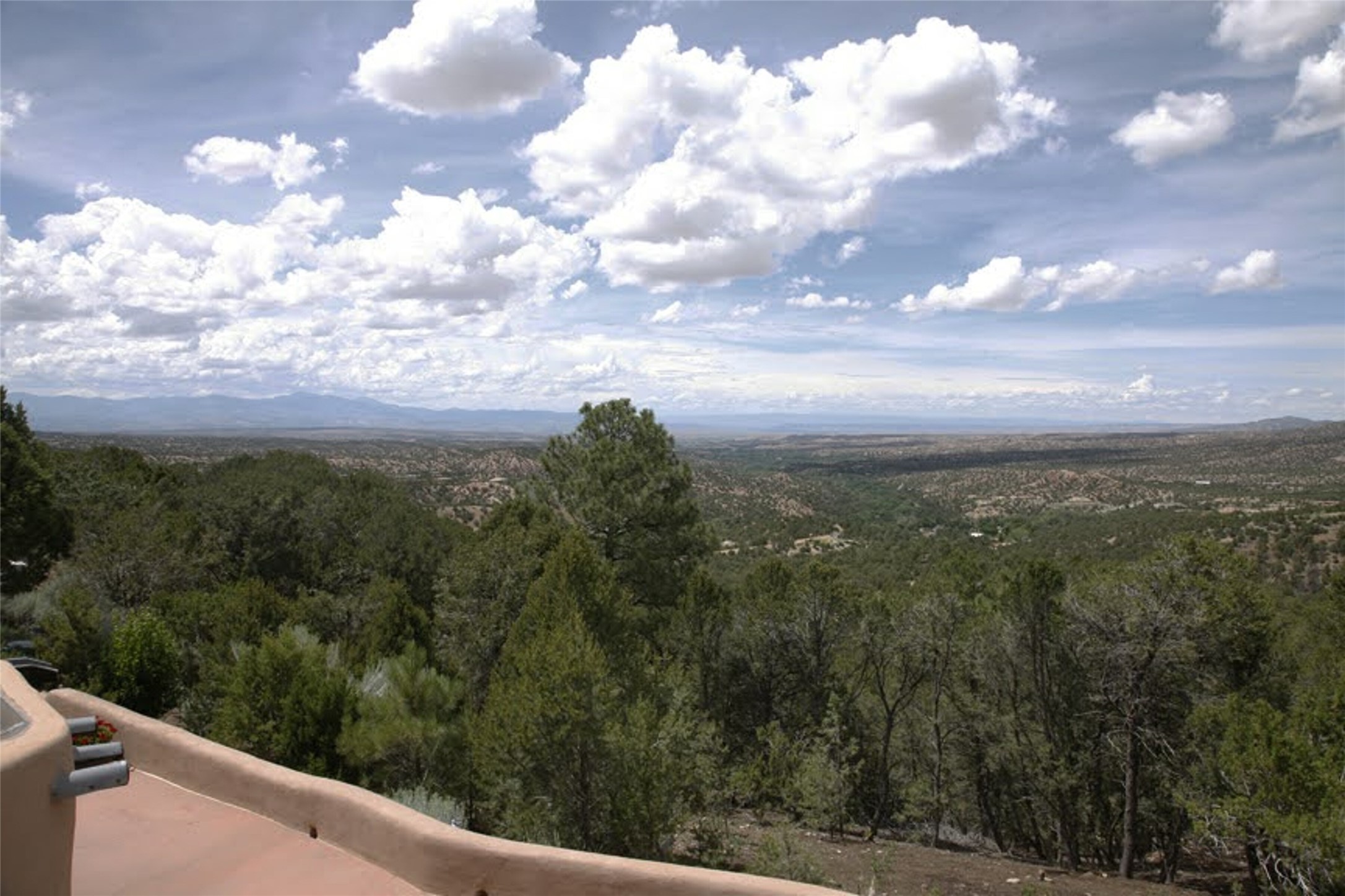 Expansive Portal Views to Tesuque &​​‌​​​​‌​​‌‌​‌‌​​​‌‌​‌​‌​‌​​​‌​​ Colorado