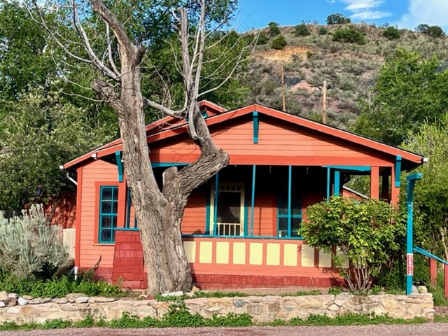 2872 Nm 14, Madrid, New Mexico 87010, 2 Bedrooms Bedrooms, ,1 BathroomBathrooms,Residential,For Sale,2872 Nm 14,202338309