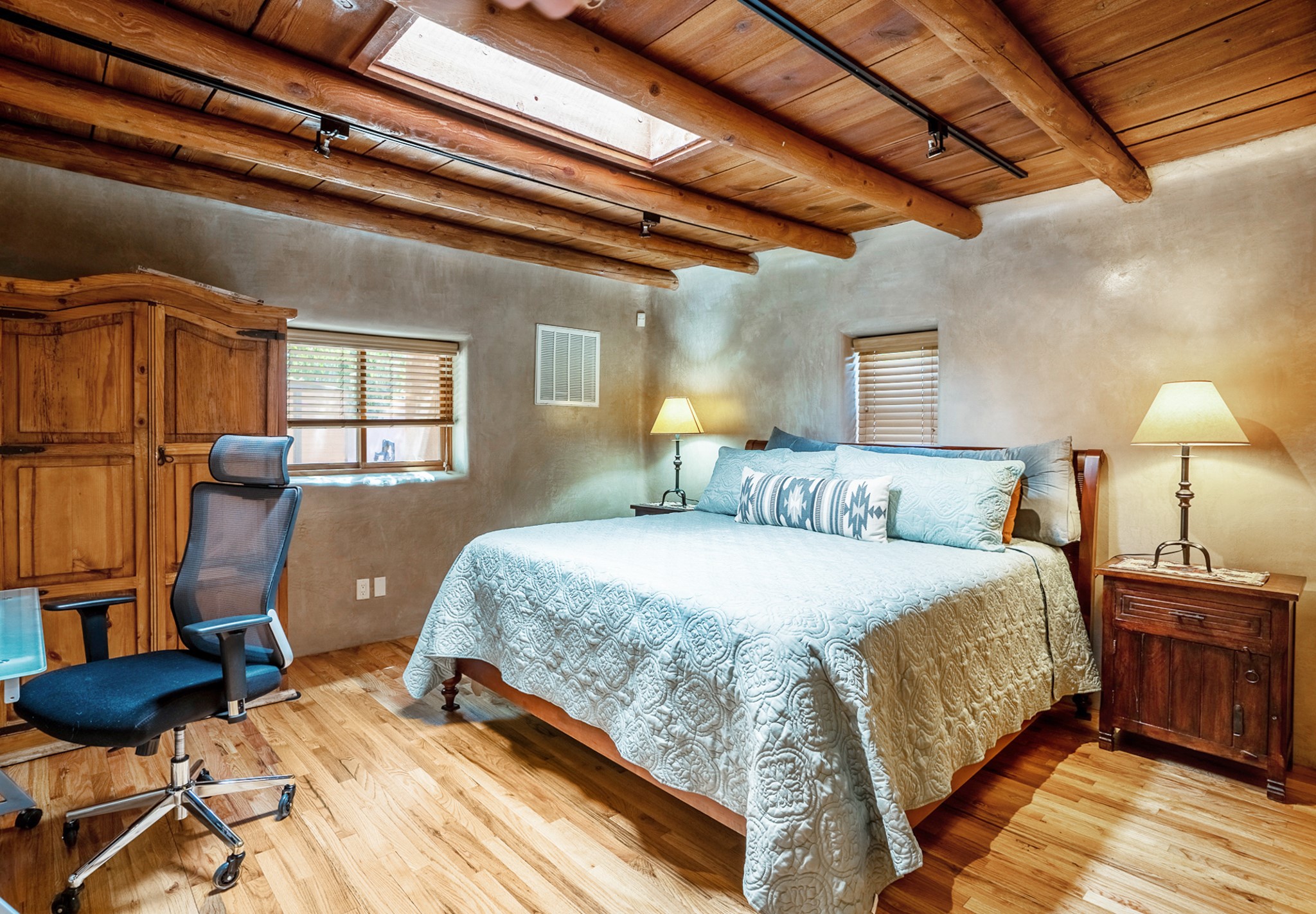 111 Saint Francis S, Santa Fe, New Mexico 87501, 1 Bedroom Bedrooms, ,1 BathroomBathrooms,Residential,For Sale,111 Saint Francis S,202338233