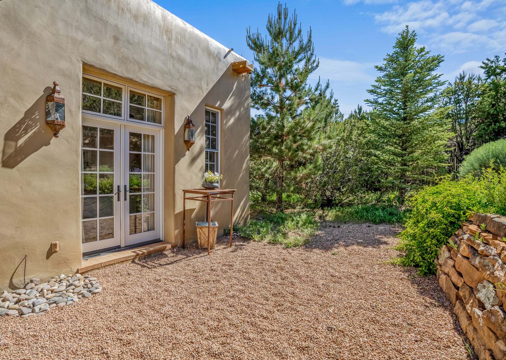 1470 Canyon Road, Santa Fe, New Mexico 87501, 4 Bedrooms Bedrooms, ,3 BathroomsBathrooms,Residential,For Sale,1470 Canyon Road,202338774