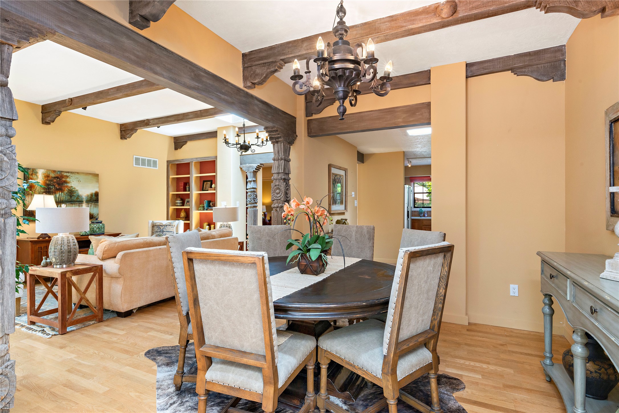 Spacious dining room with high ceiling
