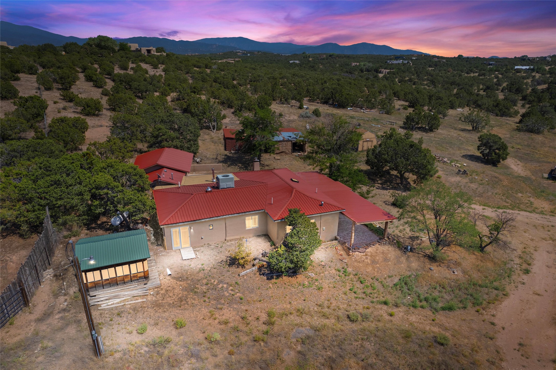 11 Rancho De Leandro, Santa Fe, New Mexico 87506, 2 Bedrooms Bedrooms, ,3 BathroomsBathrooms,Residential,For Sale,11 Rancho De Leandro,202340506
