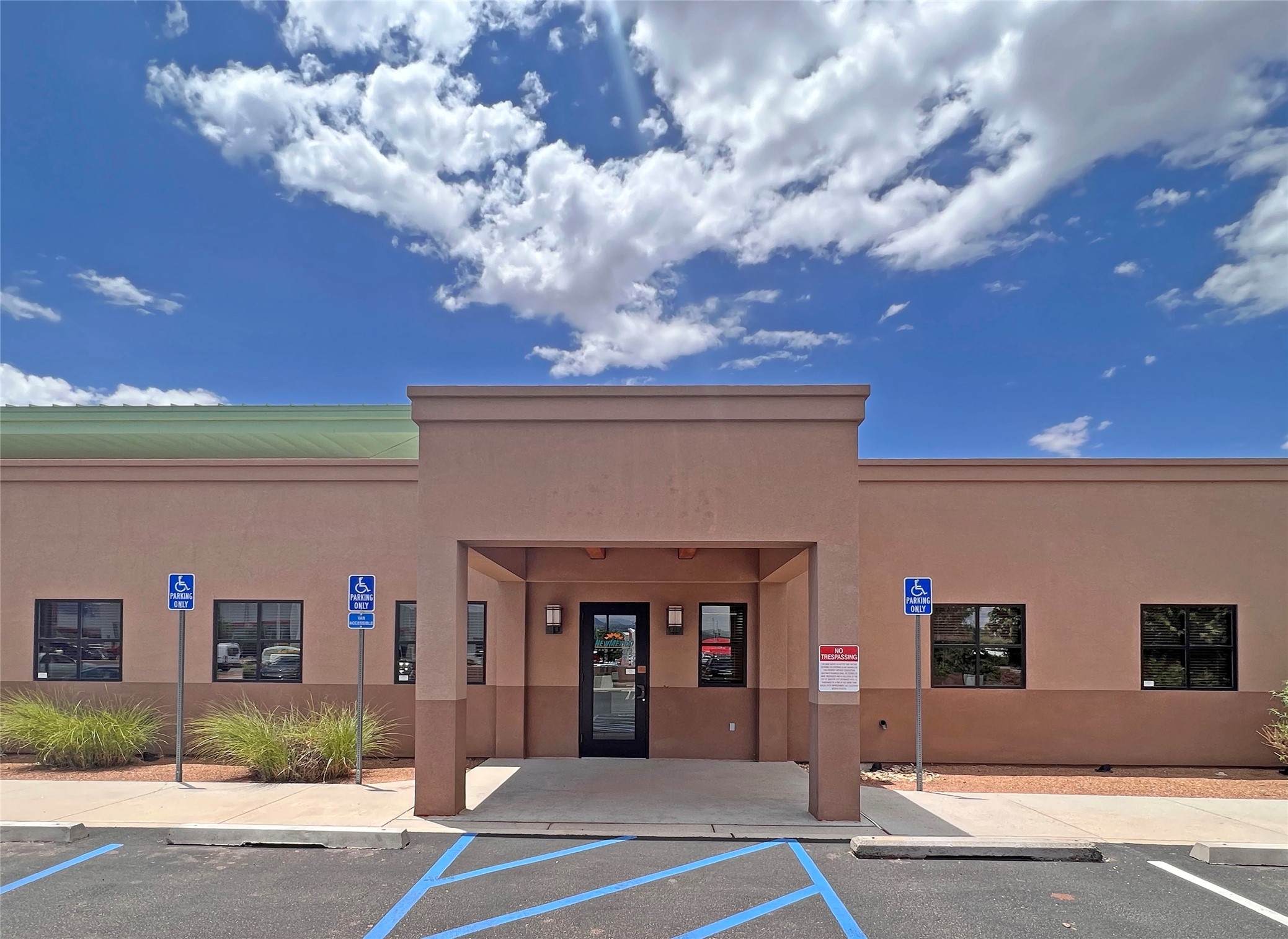 1592 Saint Michaels Drive, Santa Fe, New Mexico 87505, ,Commercial Lease,For Rent,1592 Saint Michaels Drive,202340489