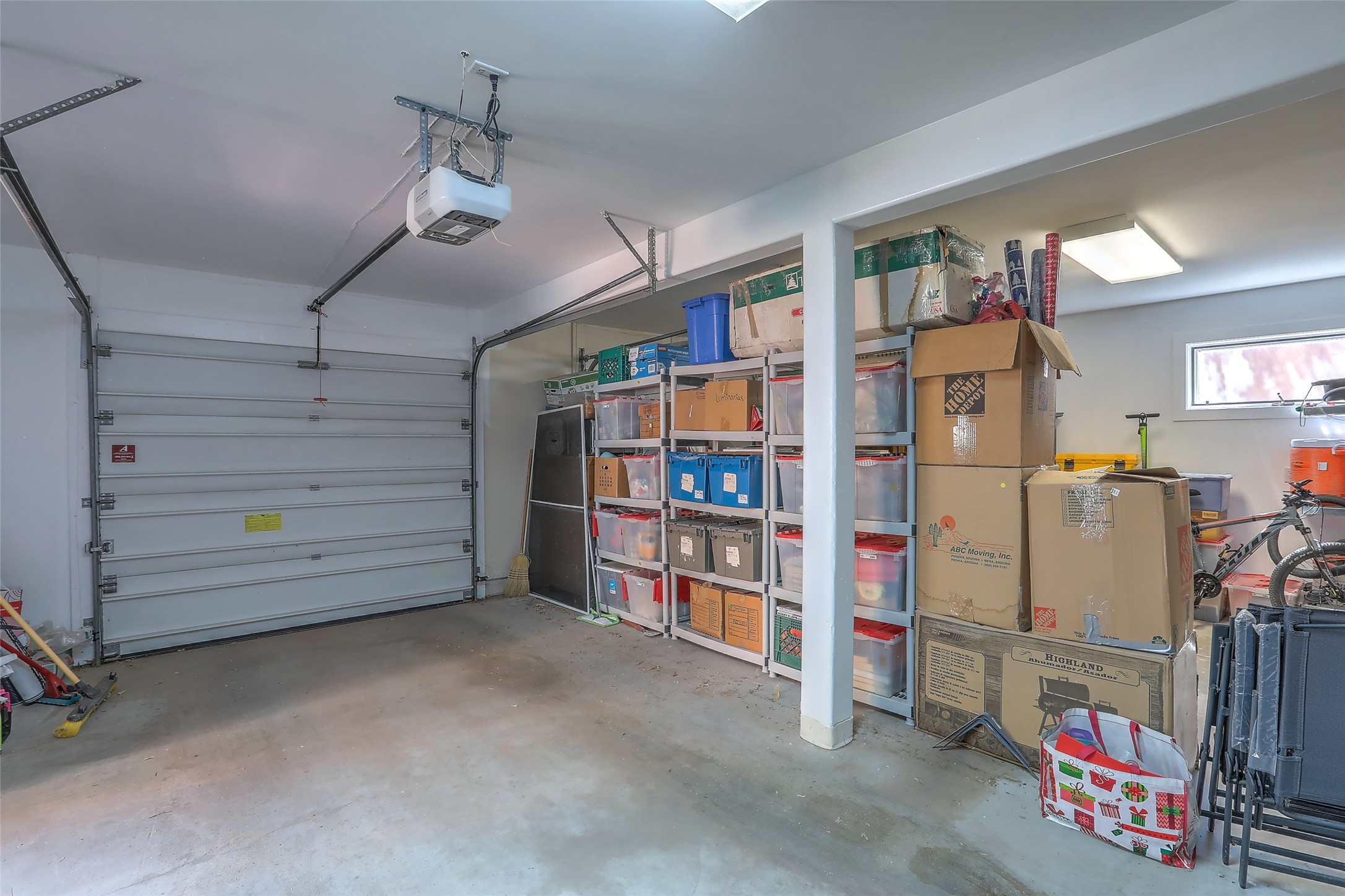 Garage for Loft middle unit