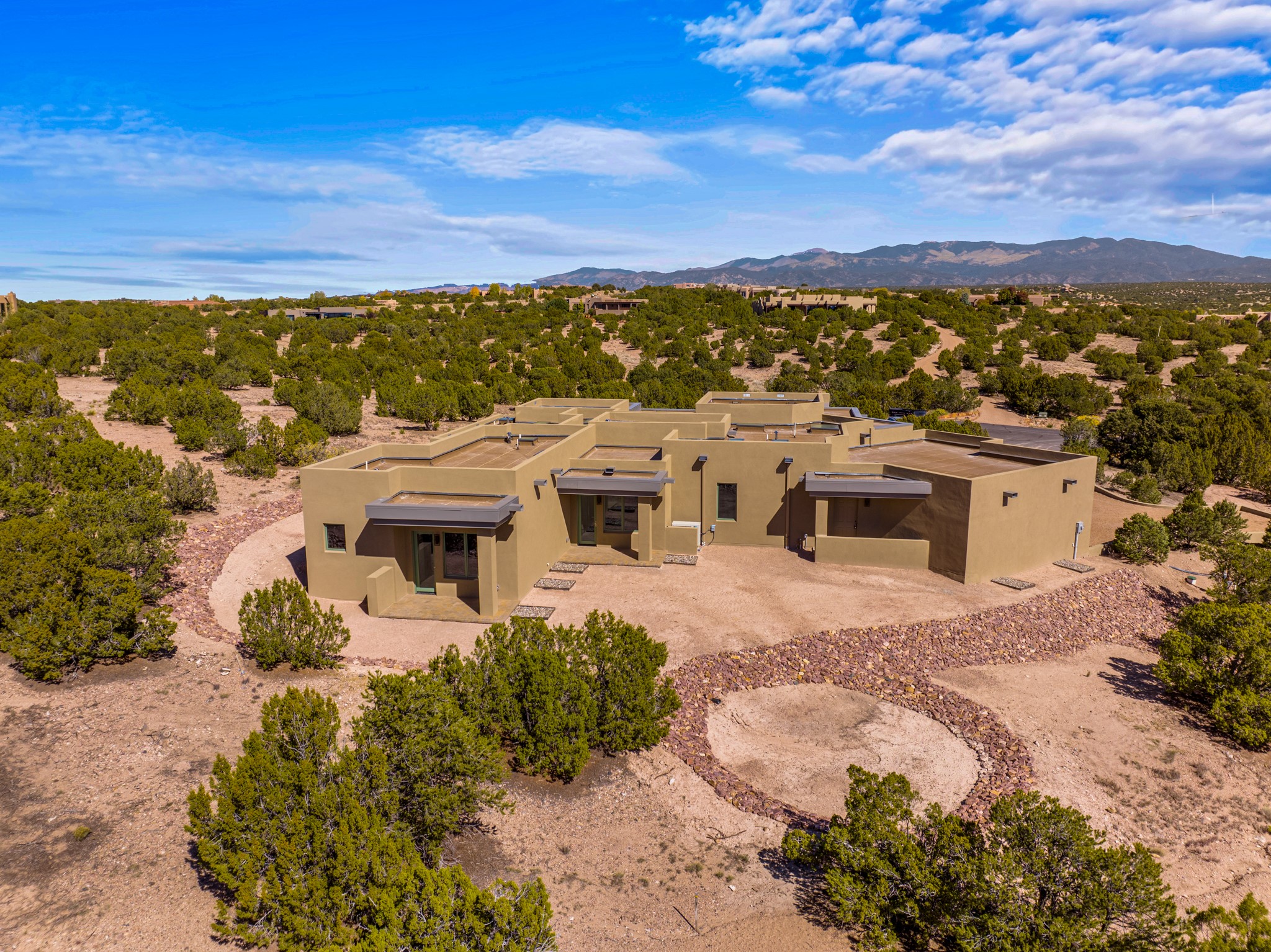 17 Arriba Circle, Santa Fe, New Mexico 87506, 3 Bedrooms Bedrooms, ,4 BathroomsBathrooms,Residential,For Sale,17 Arriba Circle,202341458