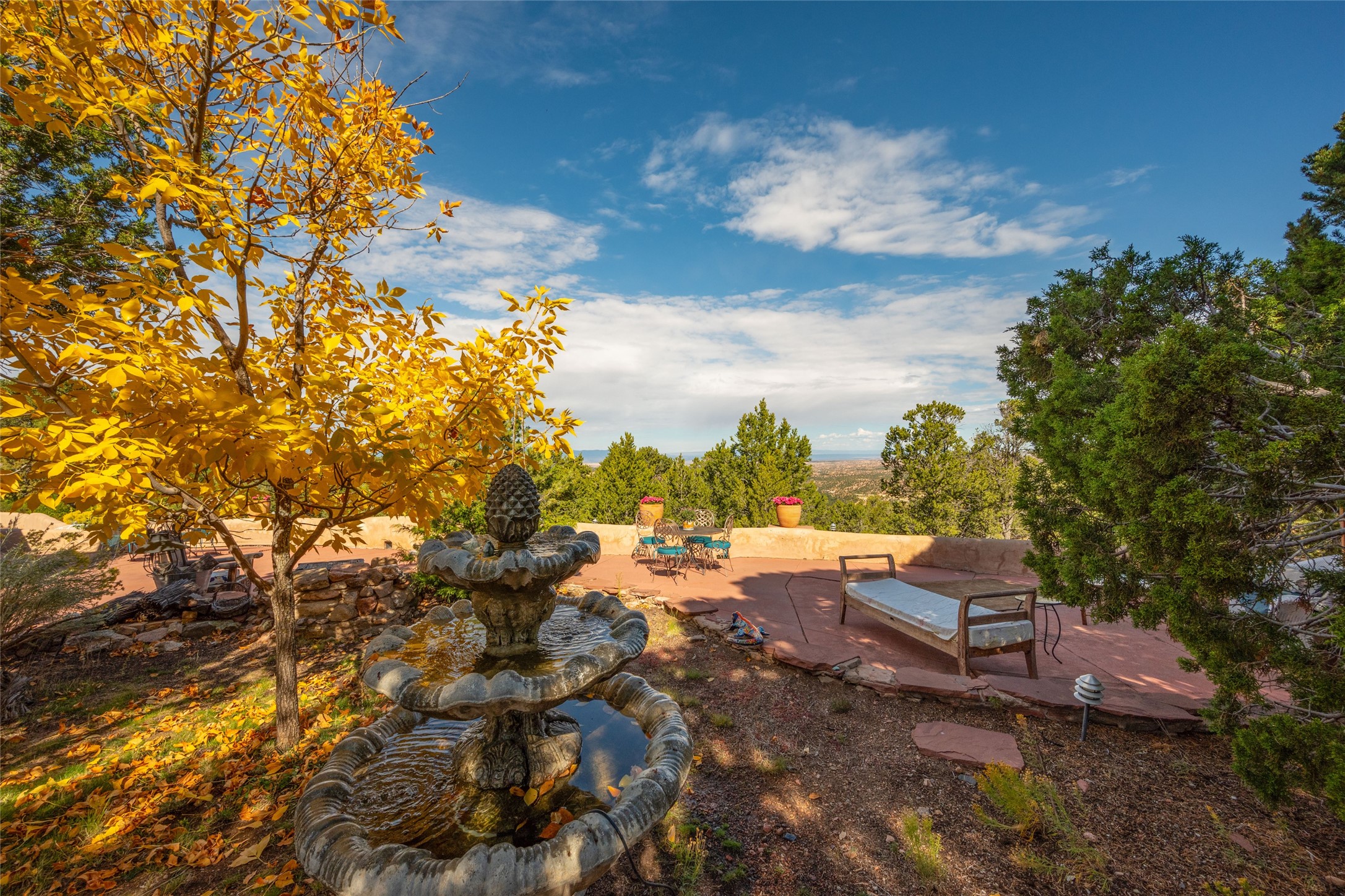 185 Brownell Howland, Santa Fe, New Mexico 87501, 5 Bedrooms Bedrooms, ,6 BathroomsBathrooms,Residential,For Sale,Brownell Howland,202341636