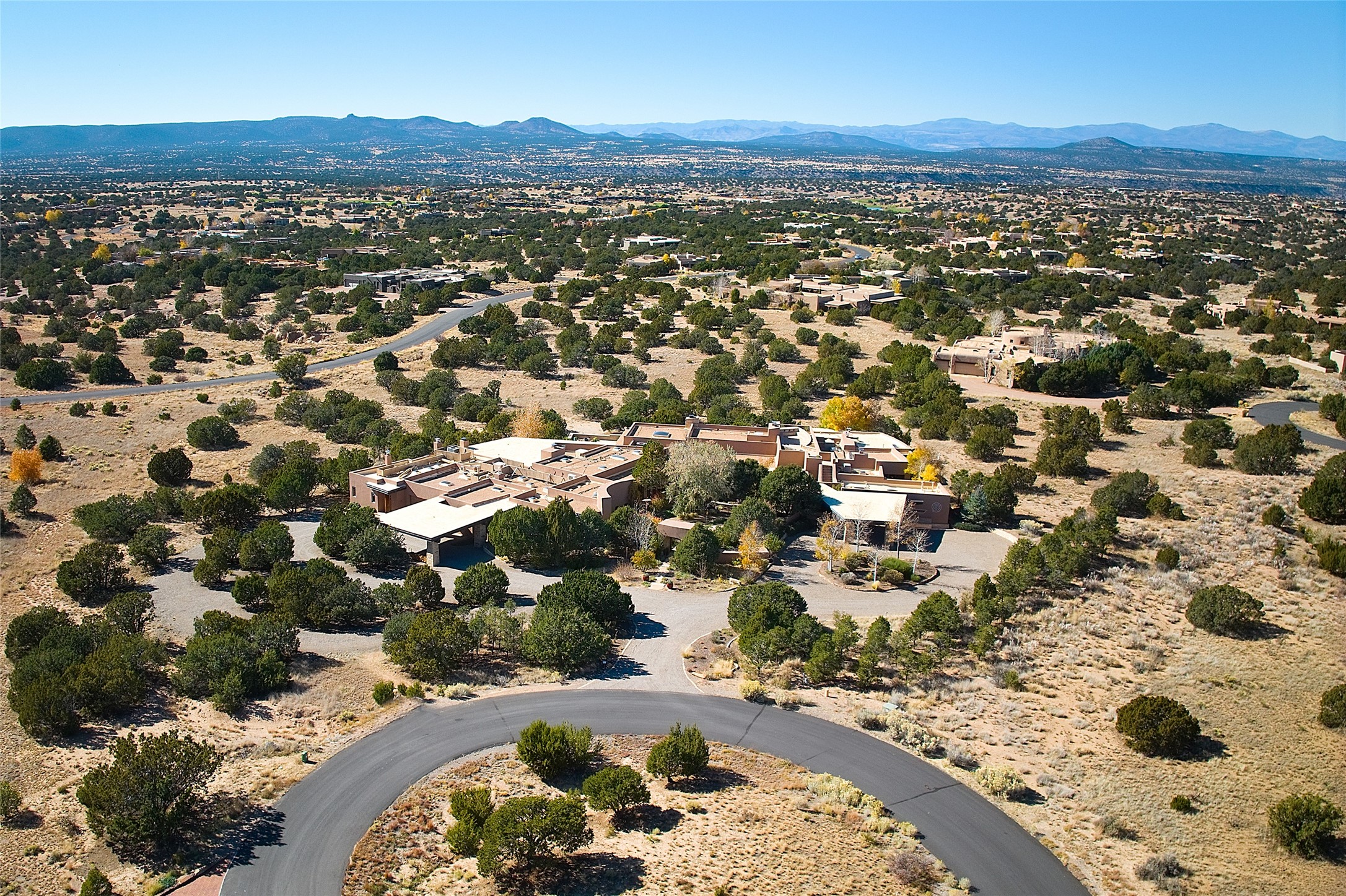 5 Penasco Circle, Santa Fe, New Mexico 87506, 4 Bedrooms Bedrooms, ,7 BathroomsBathrooms,Residential,For Sale,5 Penasco Circle,202341273
