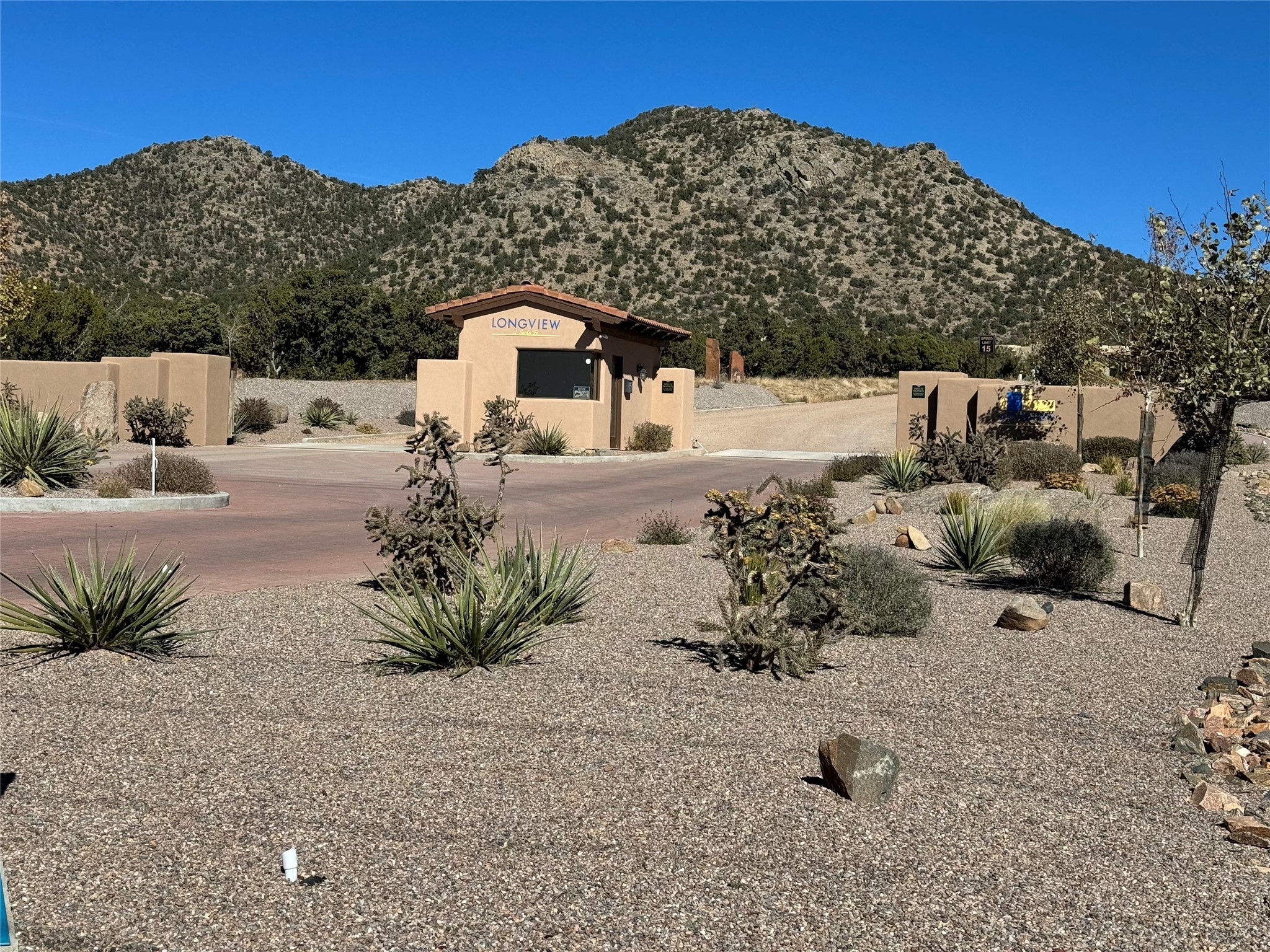 11 W Longview Dr, Santa Fe, New Mexico 87505, ,Land,For Sale,11 W Longview Dr,202341687