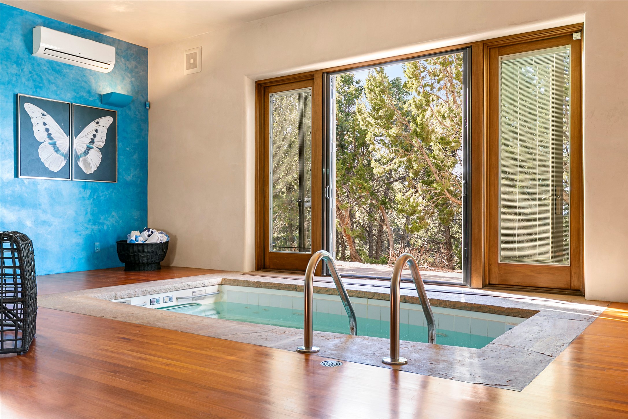 1432 Old Sunset, Santa Fe, New Mexico 87501, 4 Bedrooms Bedrooms, ,6 BathroomsBathrooms,Residential,For Sale,Old Sunset,202342222