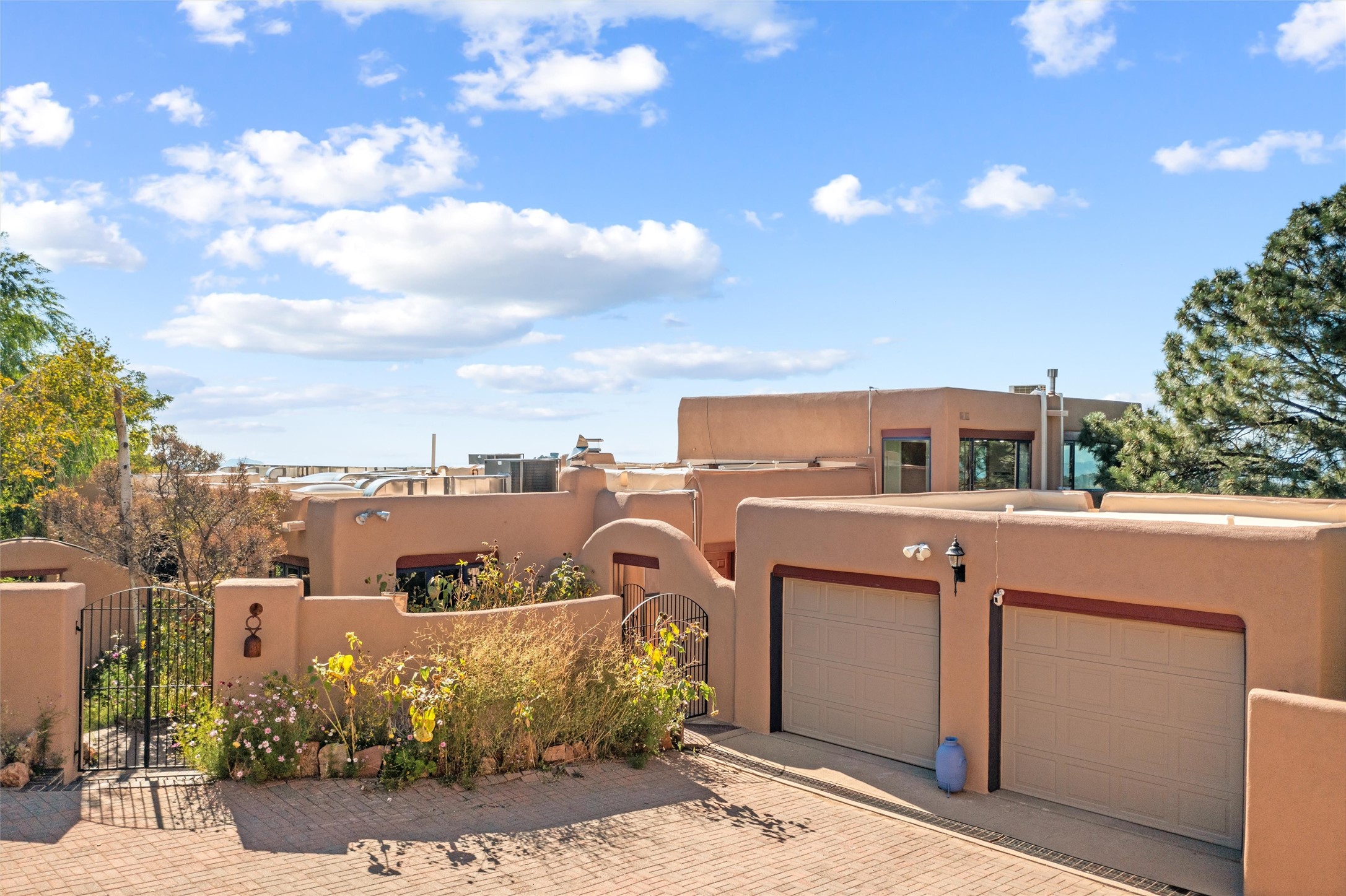 29 La Barbaria, Santa Fe, New Mexico 87505, 5 Bedrooms Bedrooms, ,6 BathroomsBathrooms,Residential,For Sale,29 La Barbaria,202400077
