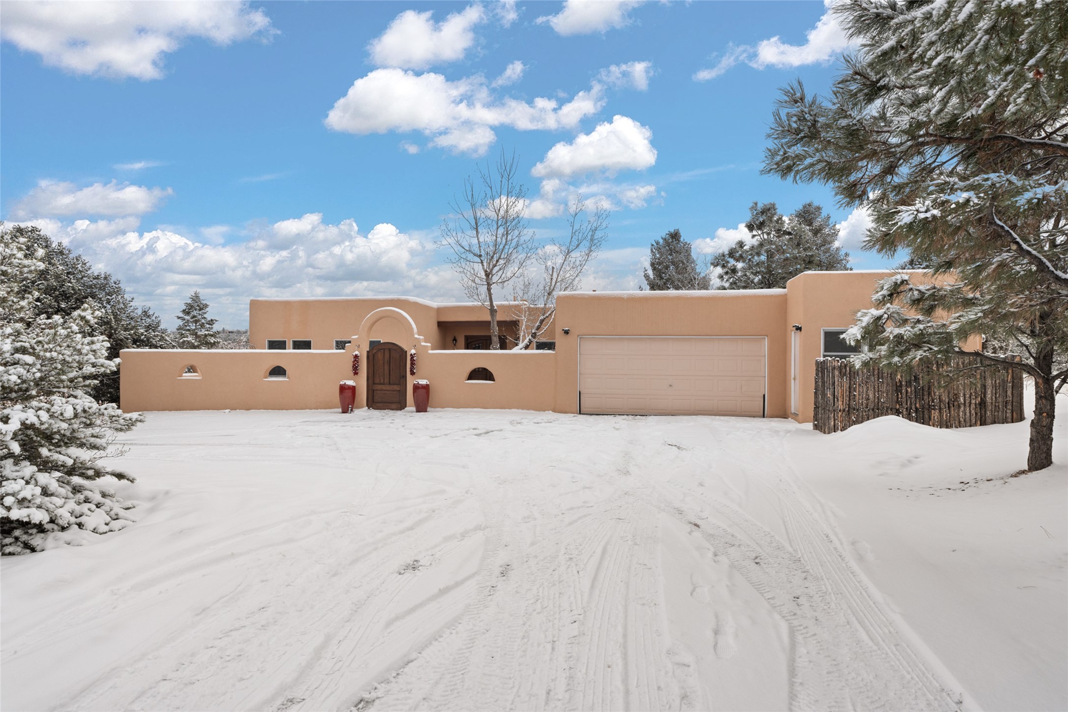 9 Columbine Lane, Santa Fe, New Mexico 87506, 3 Bedrooms Bedrooms, ,3 BathroomsBathrooms,Residential,For Sale,9 Columbine Lane,202400025