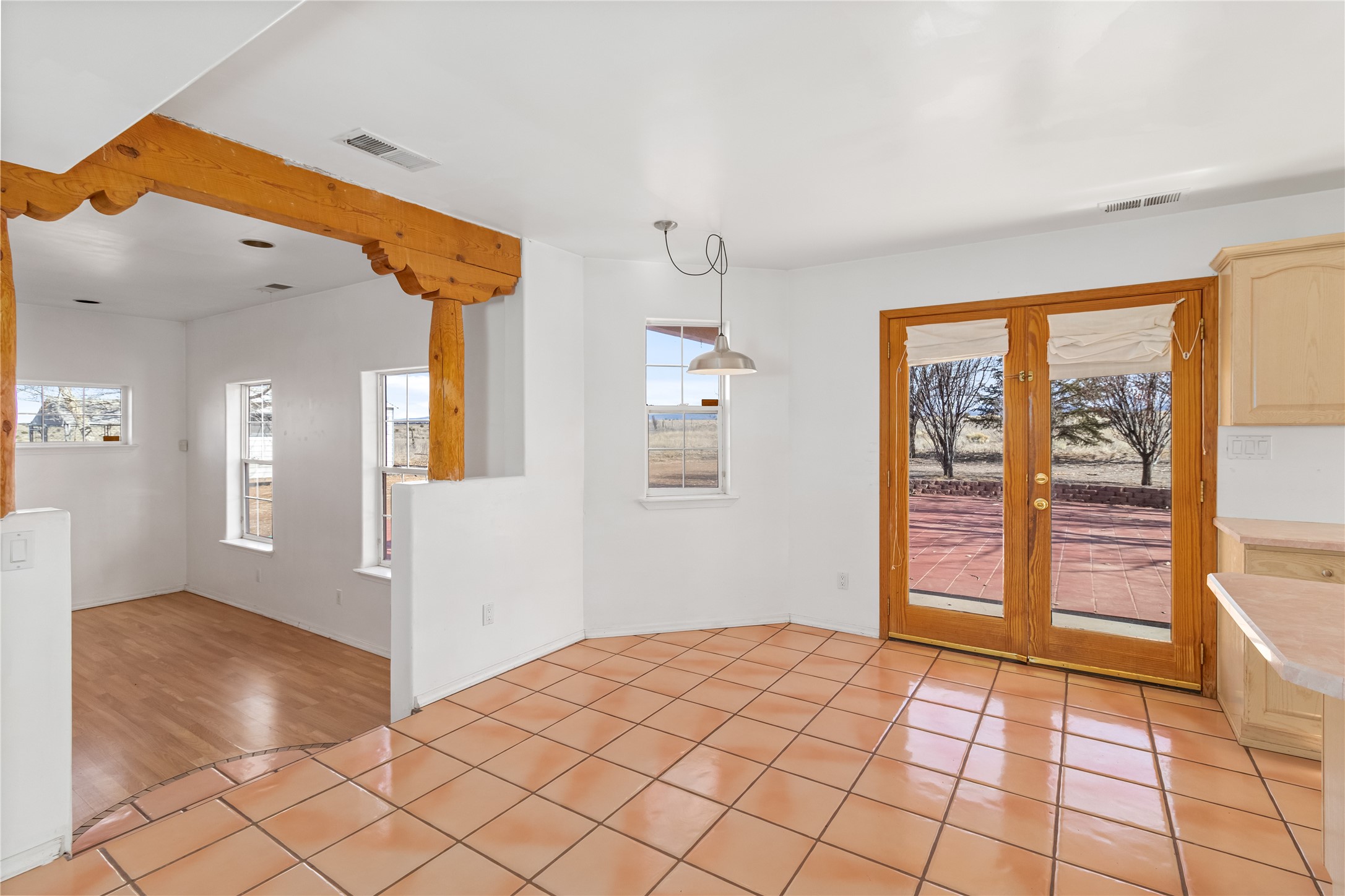 88 Camino Montoya, Santa Fe, New Mexico 87507, 4 Bedrooms Bedrooms, ,3 BathroomsBathrooms,Residential,For Sale,88 Camino Montoya,202400151