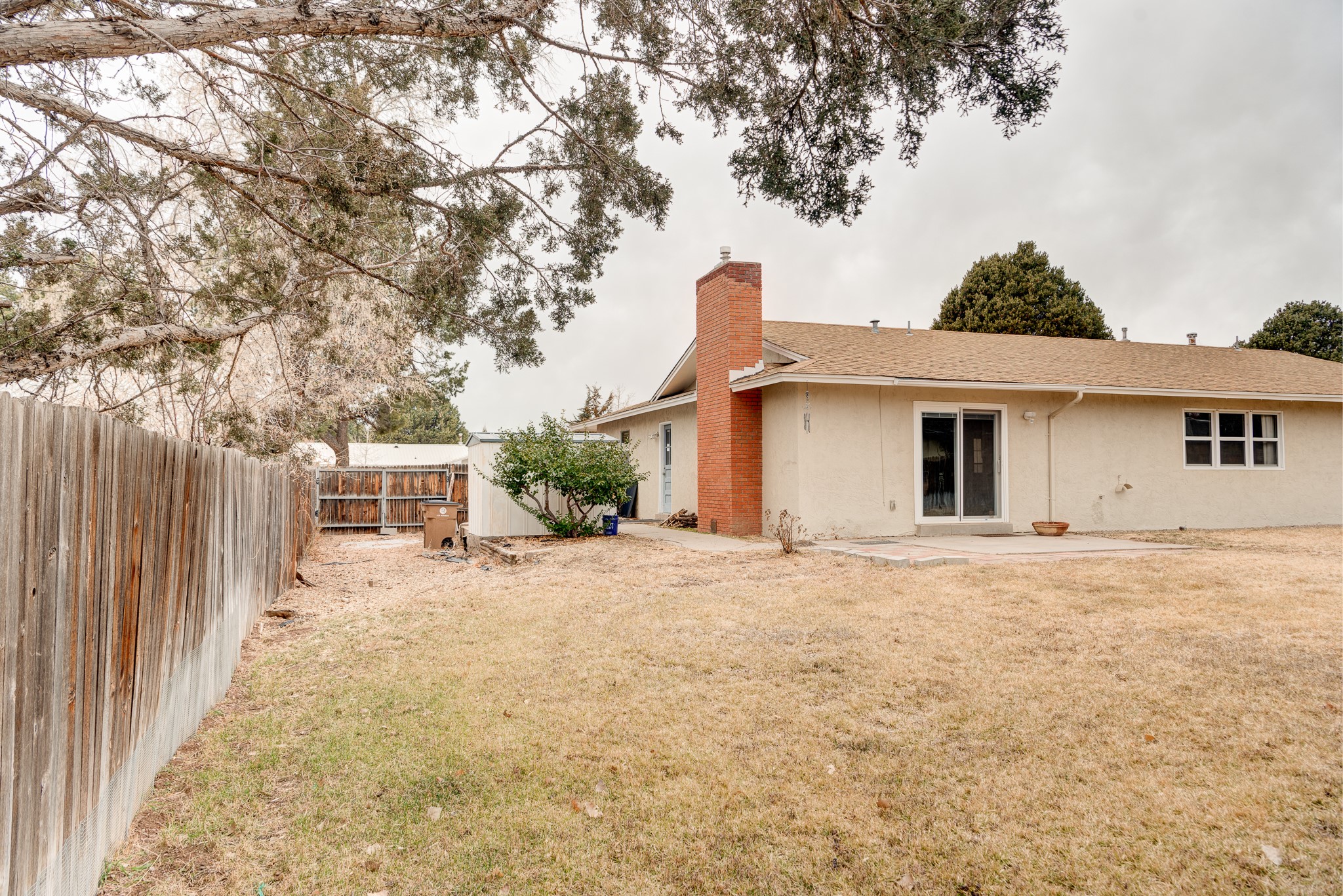 218 Rover Boulevard, White Rock, New Mexico 87547, 3 Bedrooms Bedrooms, ,2 BathroomsBathrooms,Residential,For Sale,218 Rover Boulevard,202400412