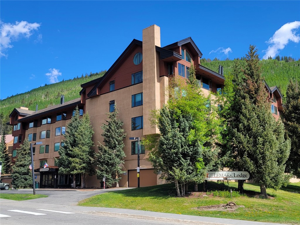 Live at Copper Mountain or Employee Housing for your business! Walk to the Ski Lift, Shop/Dine at the Center Village, or Hop on the Bus to Frisco from this spacious studio with stunning mountain views! Garage Parking, Ski Locker/ Bike Storage, Hot Tub & a BBQ and grass back yard ideal for those with pets. Deed Restricted for tenant to be a Copper Employee, Sheriff deputy or officer, Fire or EMS employee. Exemption for Summit Employee. $1,000 Closing Cost credit if under contract by Aug 31.