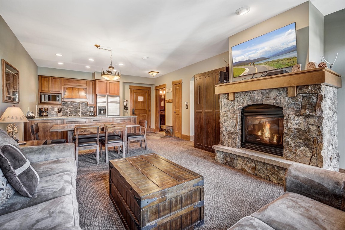 True ski in/ski out condo on the slopes of Keystone! This large 1 bedroom/2 bathroom condo has a murphy bed & pull out couch to easily sleep 5. This spacious condo overlooks the Snake River & is a quick walk to River Run for dining/shopping. Lone Eagle is amenity rich with a year round outdoor heated pool, hot tub, firepit area, fitness area, steam room, sauna, ski lockers, heated garage parking with private owner storage. Lone Eagle allows pets for owners and short term rentals are permitted.