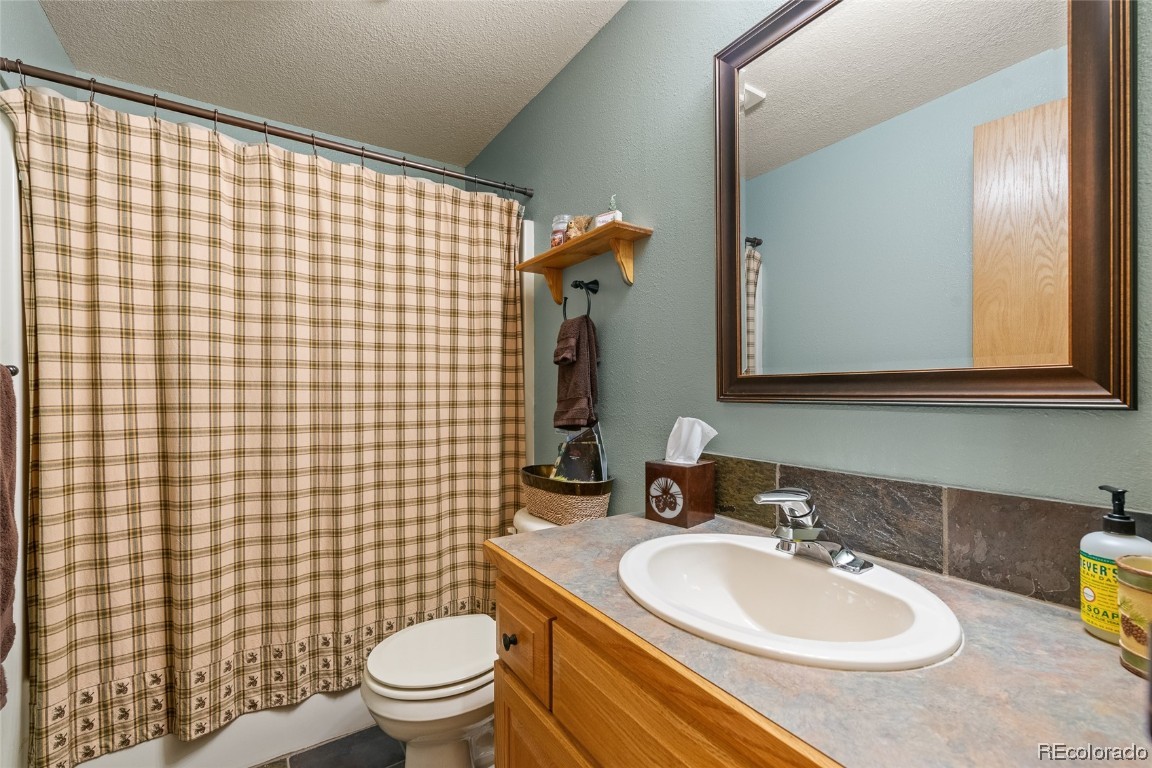 40171 Lindsay Drive, Steamboat Springs, CO 80487 Listing Photo  19