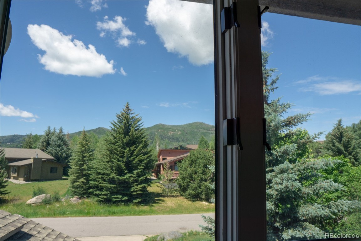 2000 Montview Lane, Steamboat Springs, CO 80487 Listing Photo  27