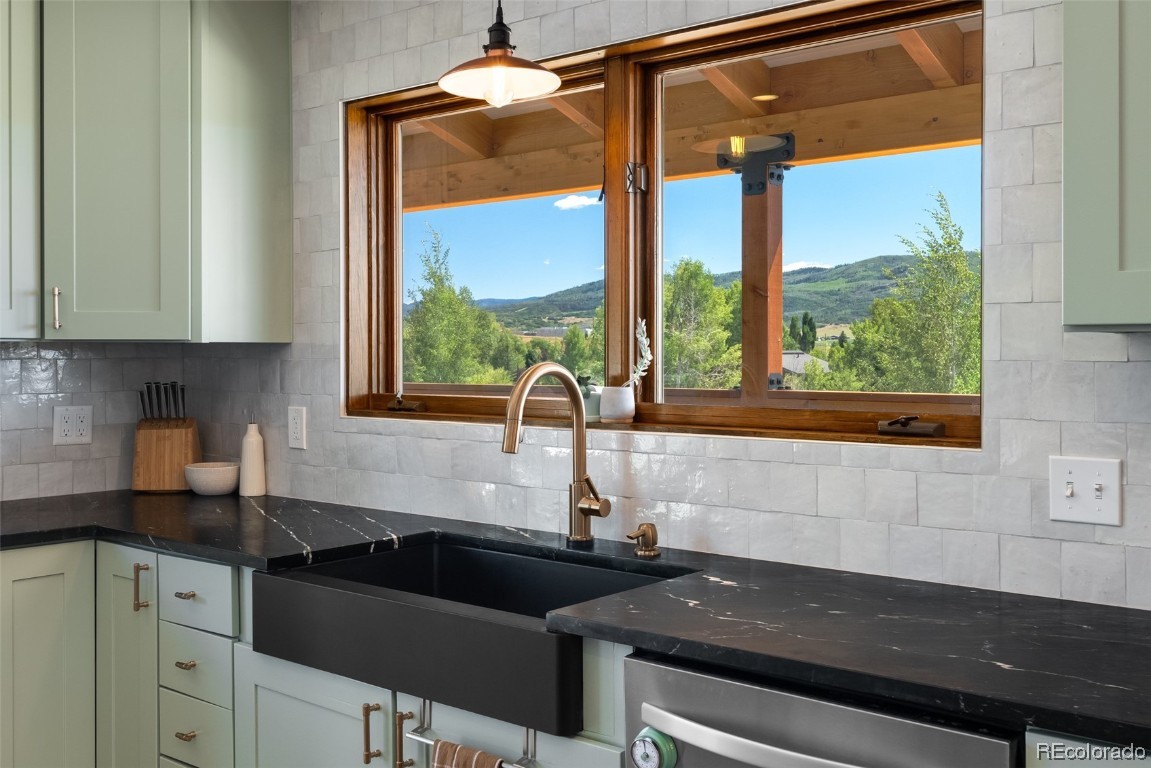 27630 Silver Spur Street, Steamboat Springs, CO 80487 Listing Photo  14