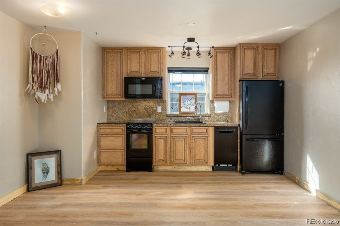 274 Locust Court, Steamboat Springs, CO 80487 Listing Photo  23